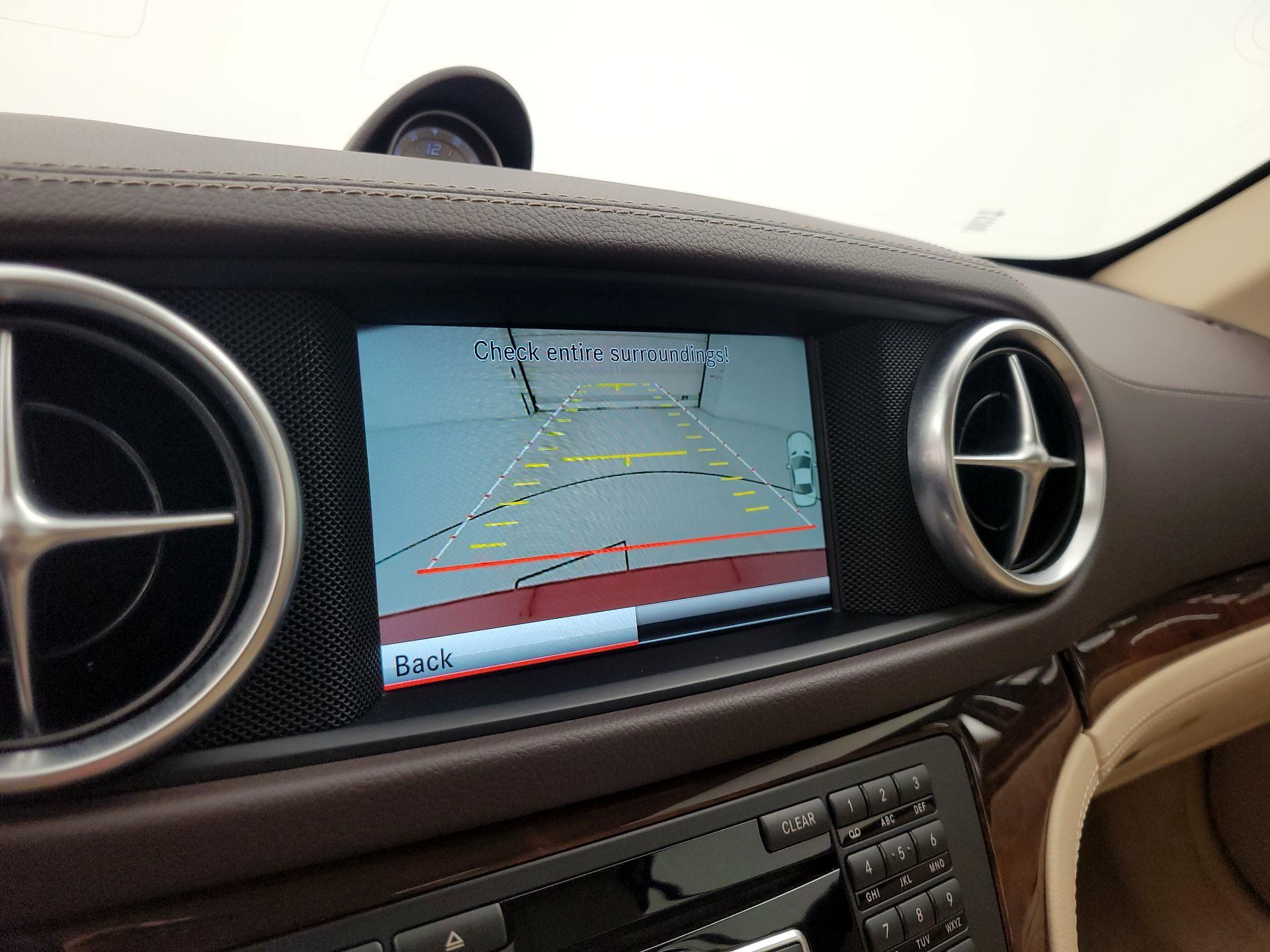 Thumbnail: 2015 Mercedes-Benz SL-Class - 15