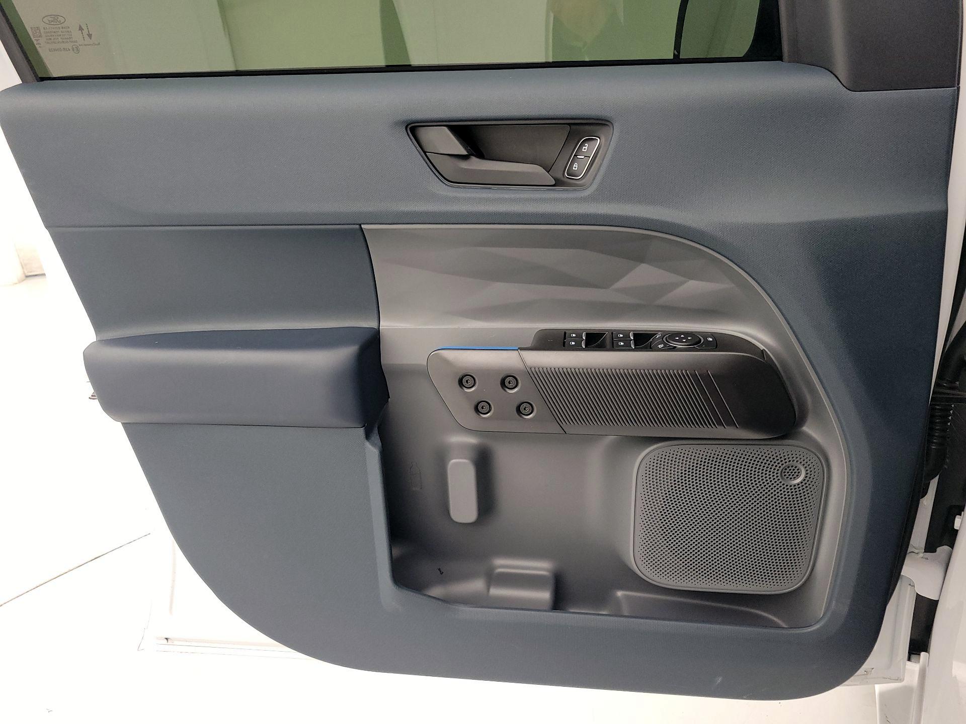 Thumbnail: 2025 Ford Maverick - 12