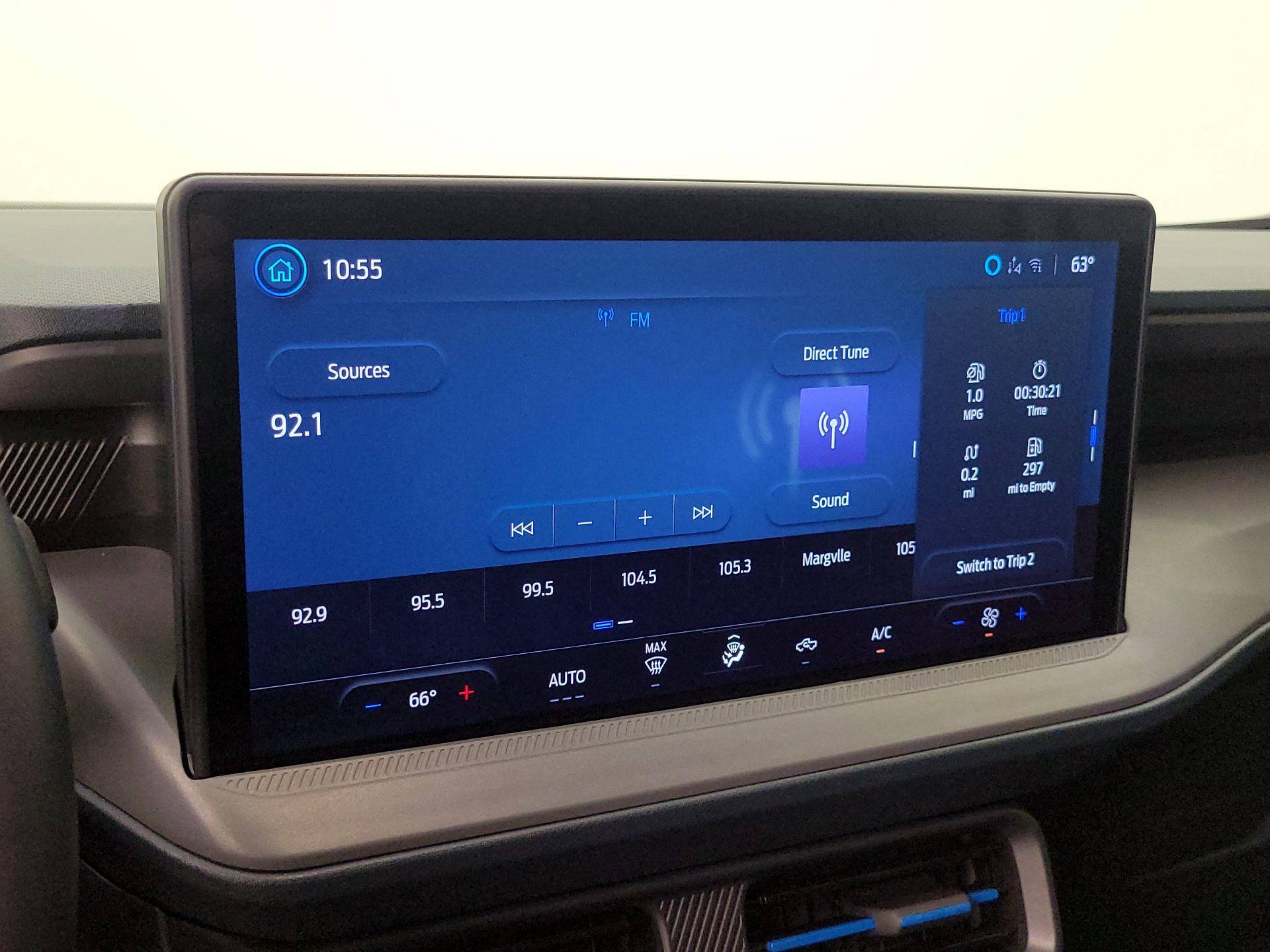 Thumbnail: 2025 Ford Maverick - 15