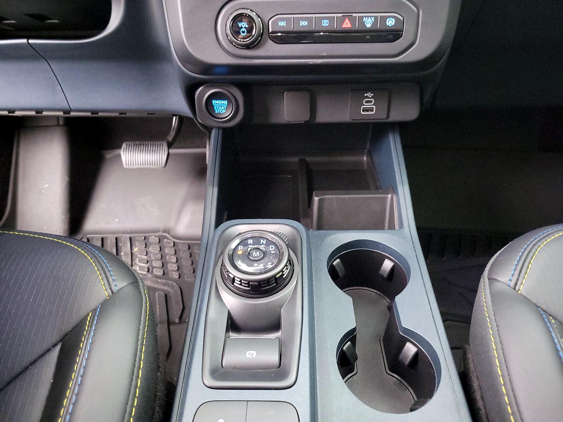 Thumbnail: 2025 Ford Maverick - 17