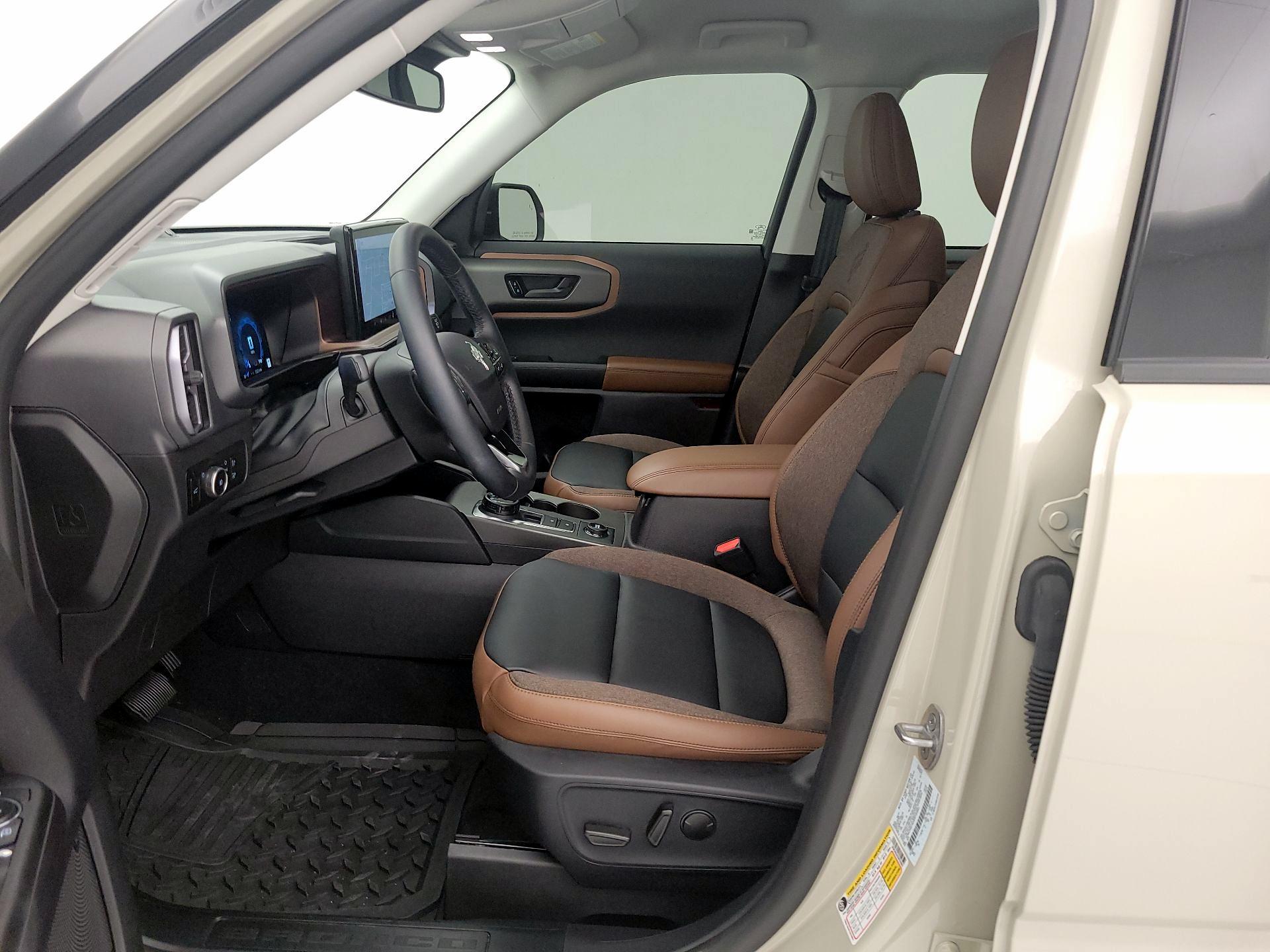 Thumbnail: 2025 Ford Bronco Sport - 11