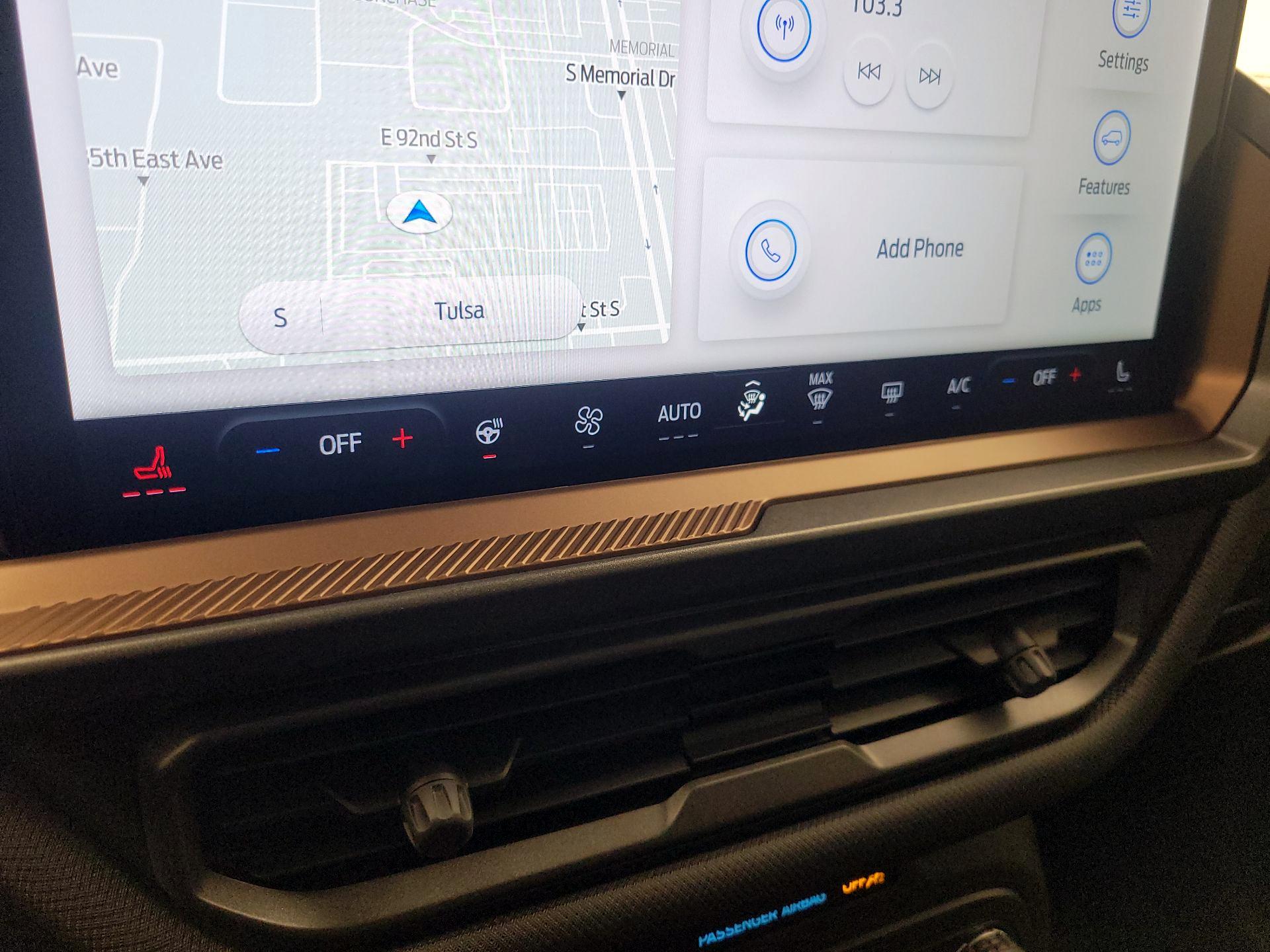 Thumbnail: 2025 Ford Bronco Sport - 17