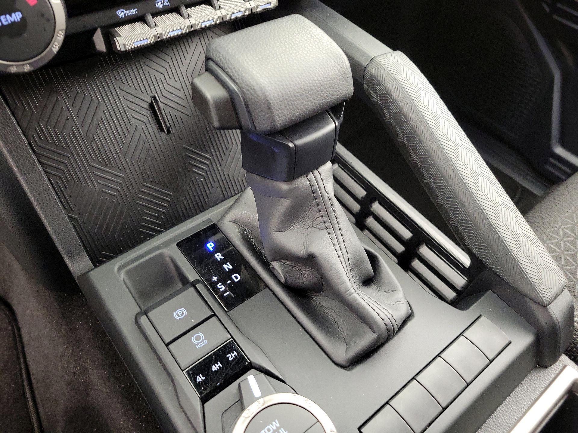 Thumbnail: 2025 Toyota 4Runner - 17