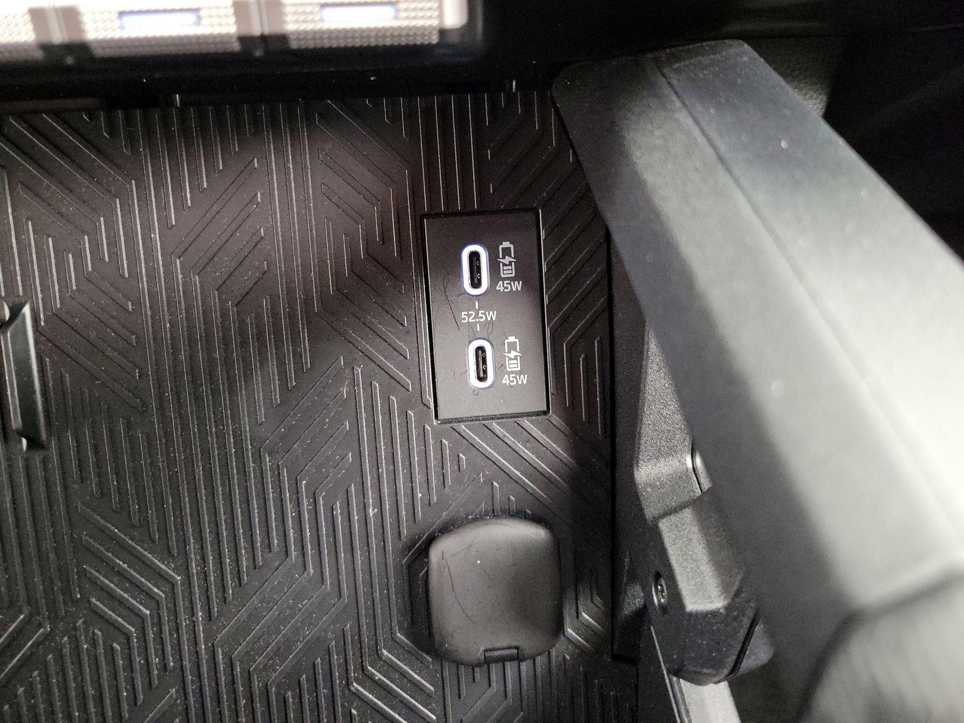 Thumbnail: 2025 Toyota 4Runner - 18