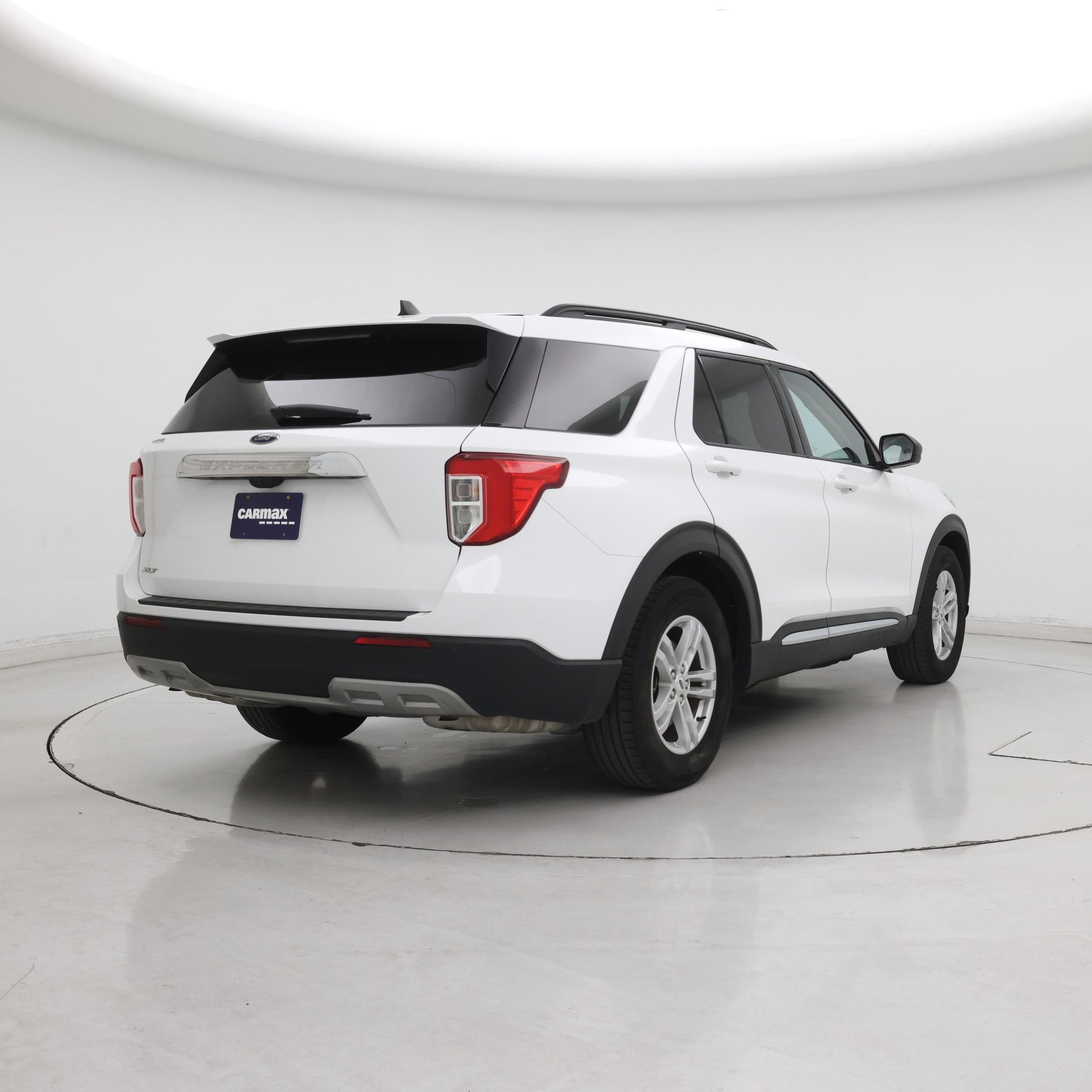 Thumbnail: 2024 Ford Explorer - 8