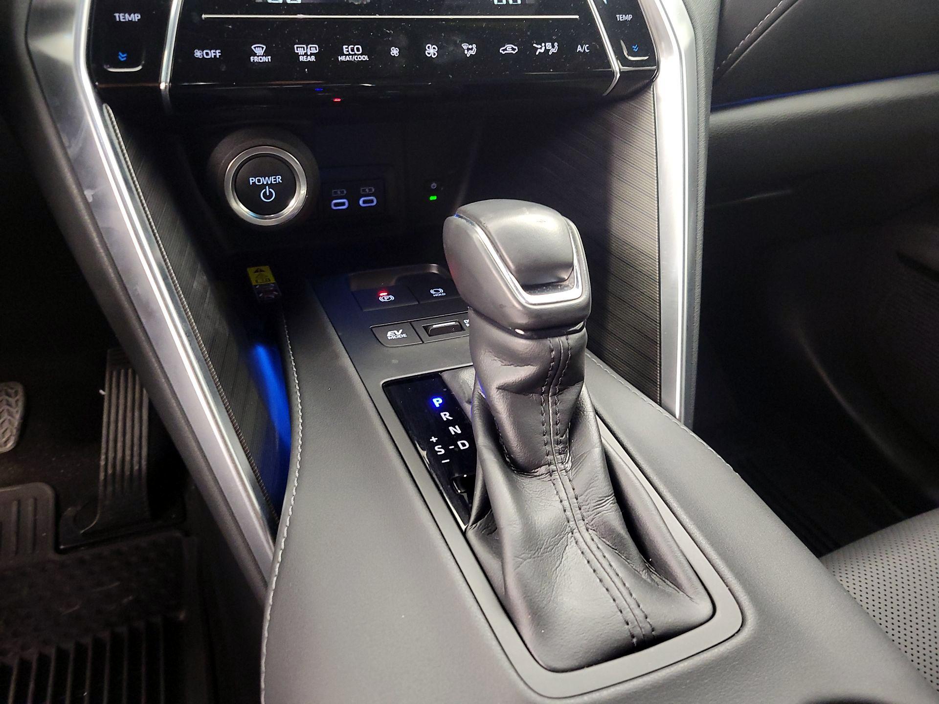 Thumbnail: 2024 Toyota Venza - 17