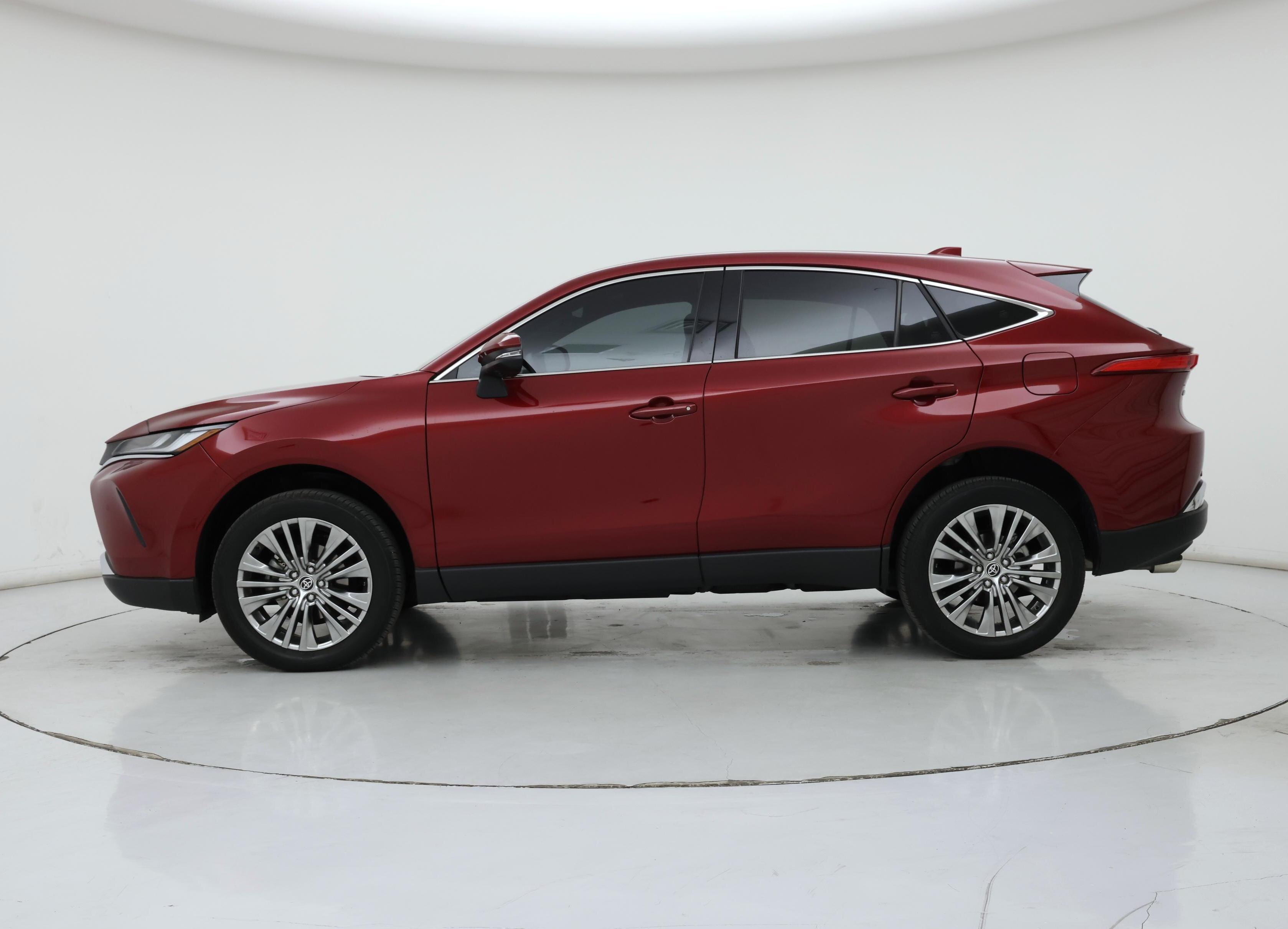 Thumbnail: 2024 Toyota Venza - 3