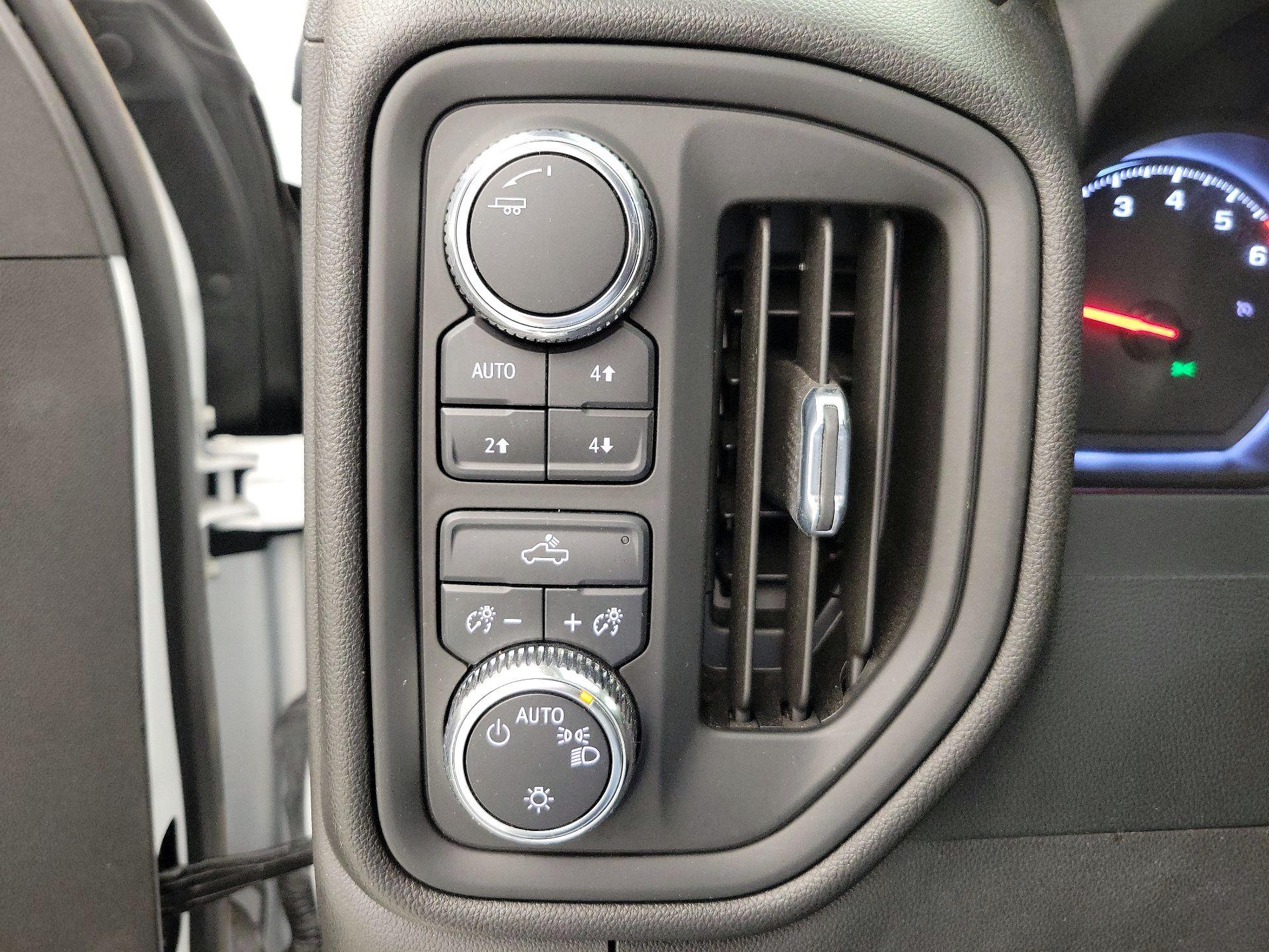 Thumbnail: 2023 GMC Sierra 1500 - 13