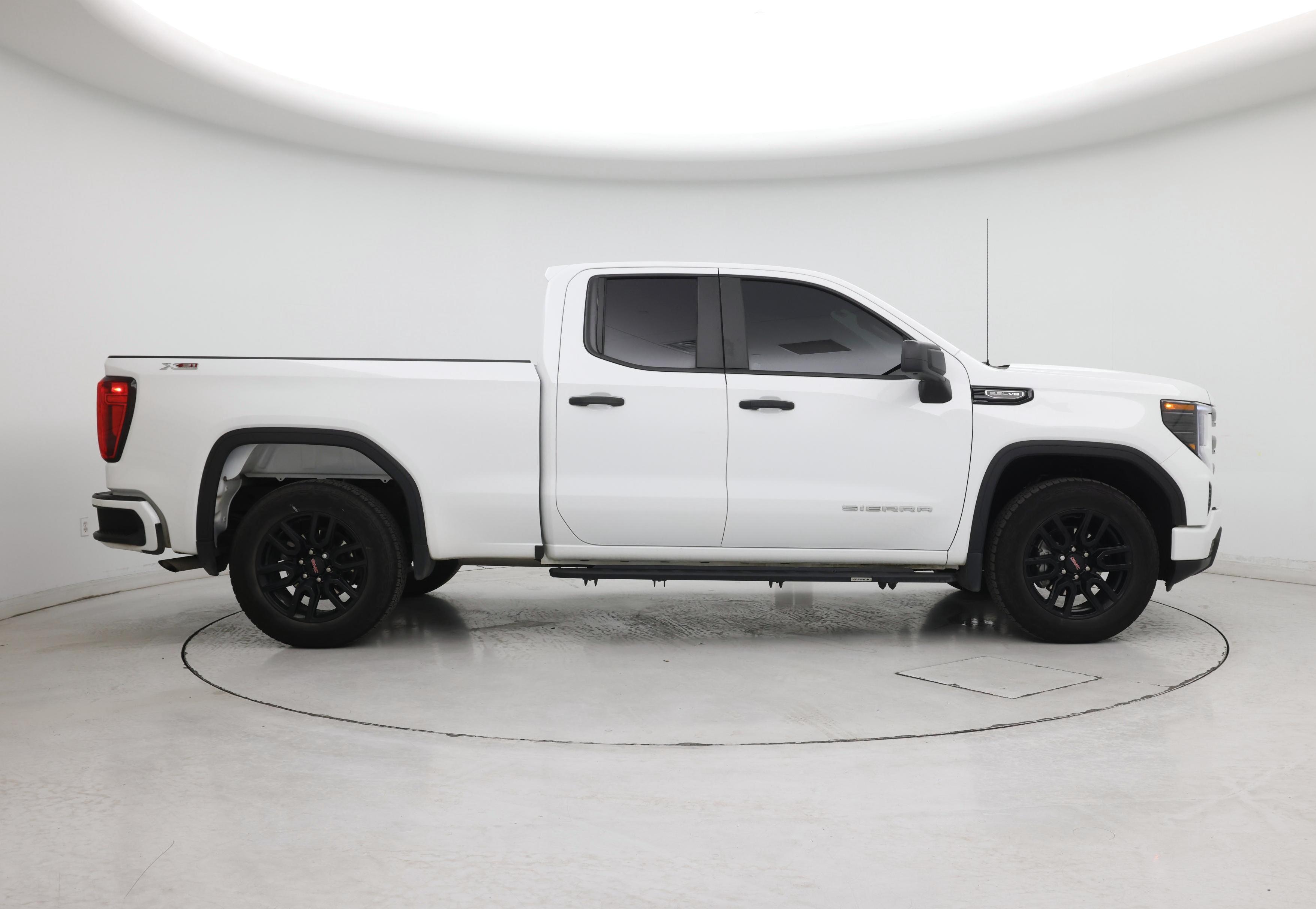 Thumbnail: 2023 GMC Sierra 1500 - 7