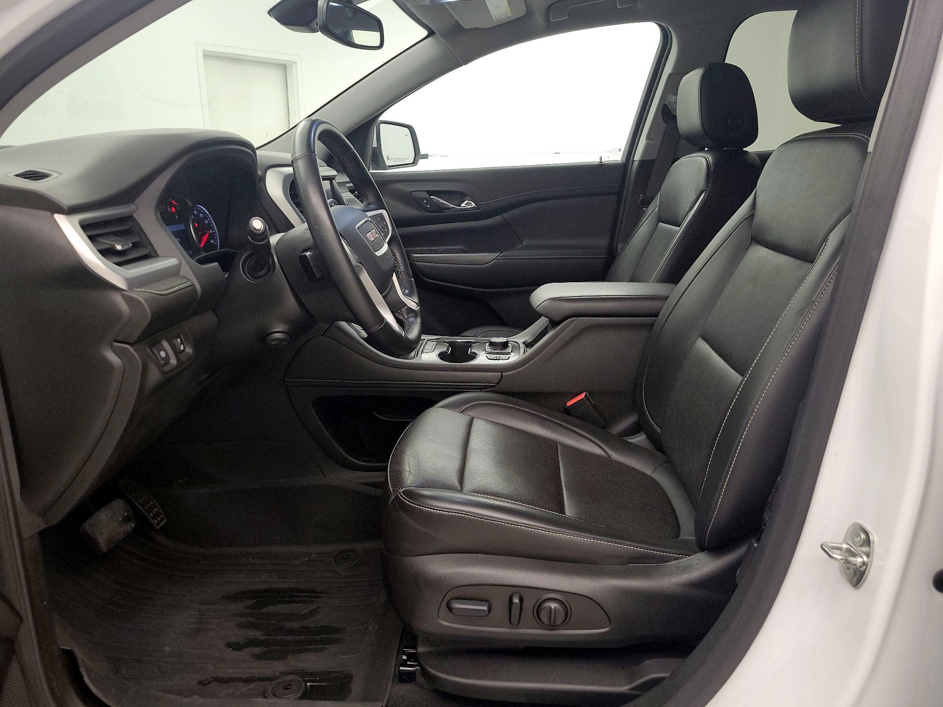 Thumbnail: 2023 GMC Acadia - 11