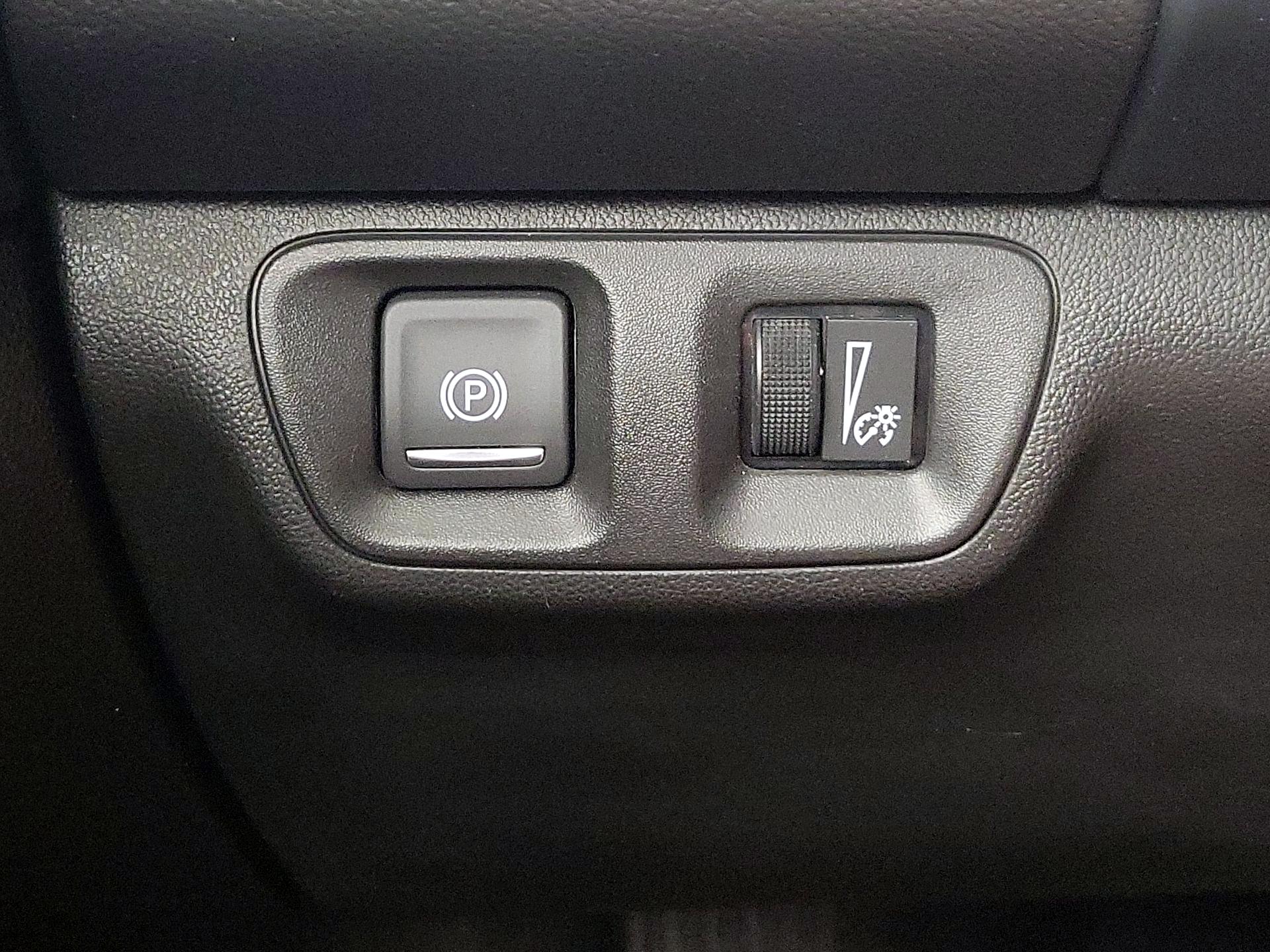 Thumbnail: 2023 GMC Acadia - 13