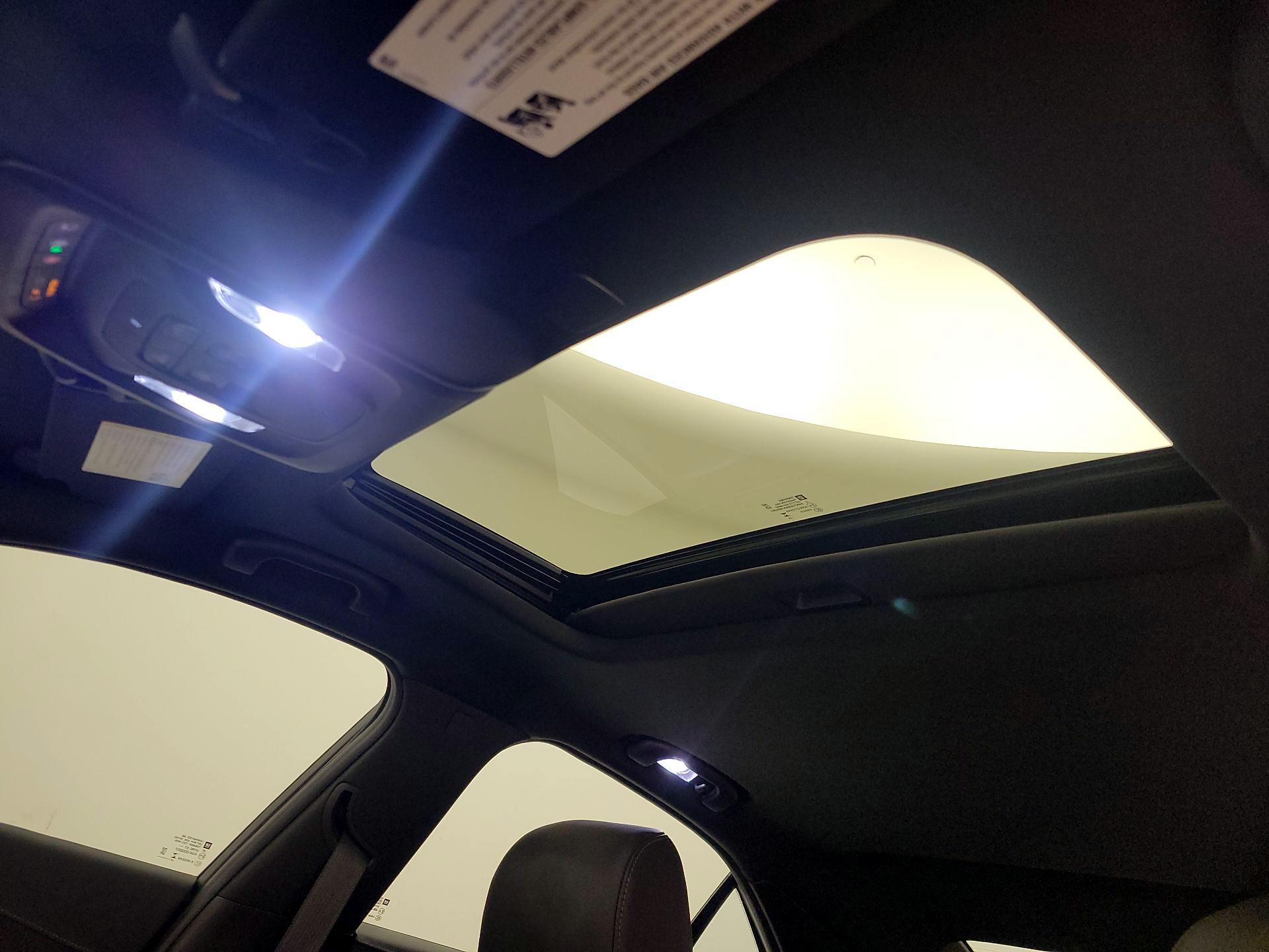 Thumbnail: 2025 Cadillac CT4 - 19