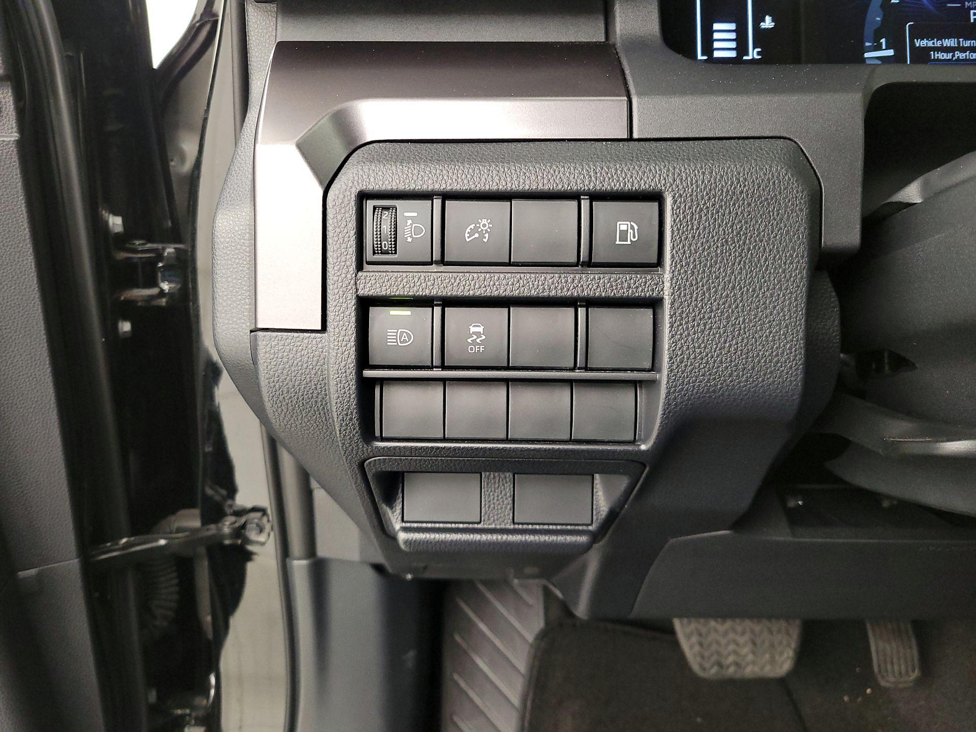 Thumbnail: 2025 Toyota 4Runner - 13