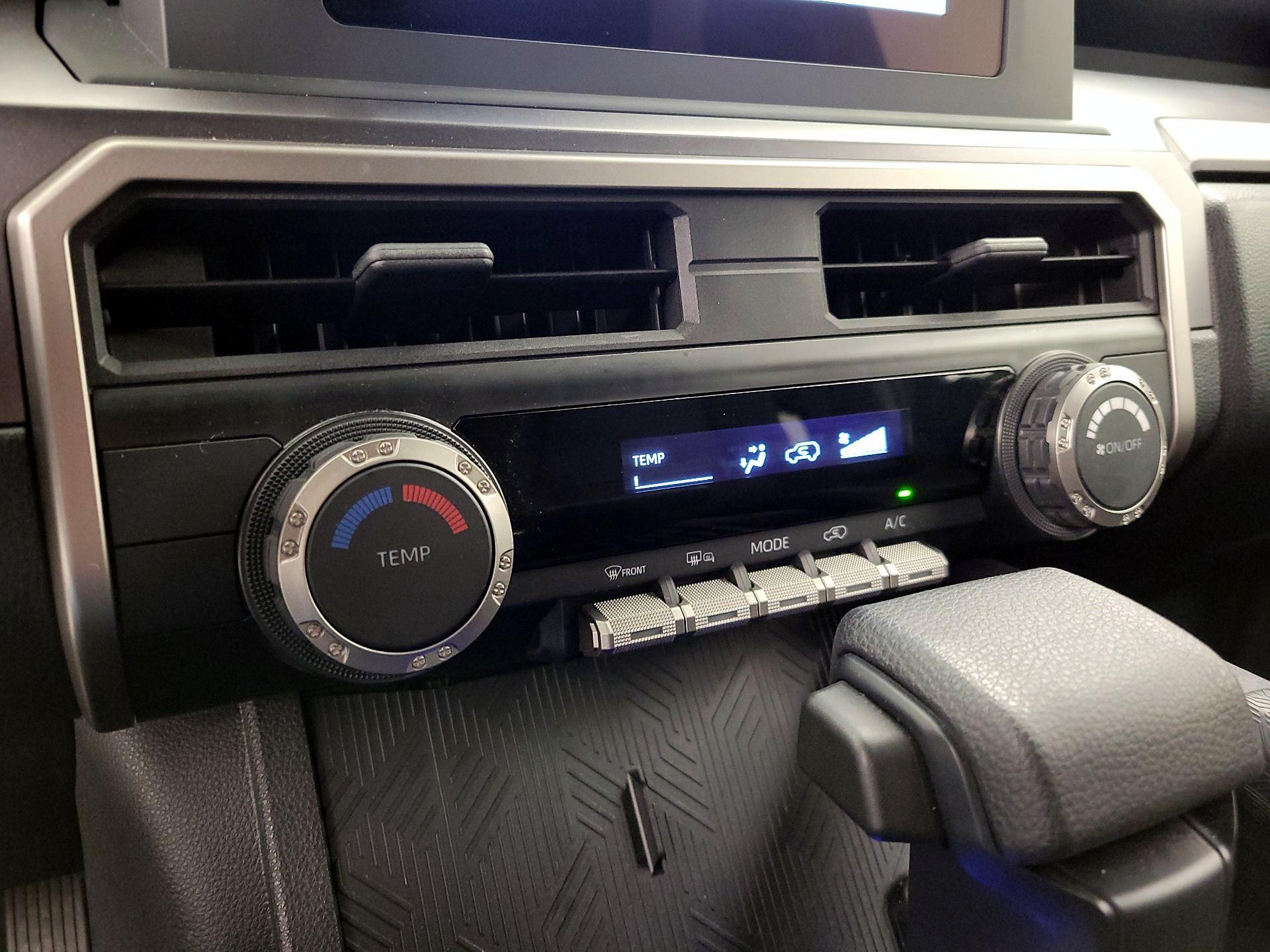 Thumbnail: 2025 Toyota 4Runner - 16