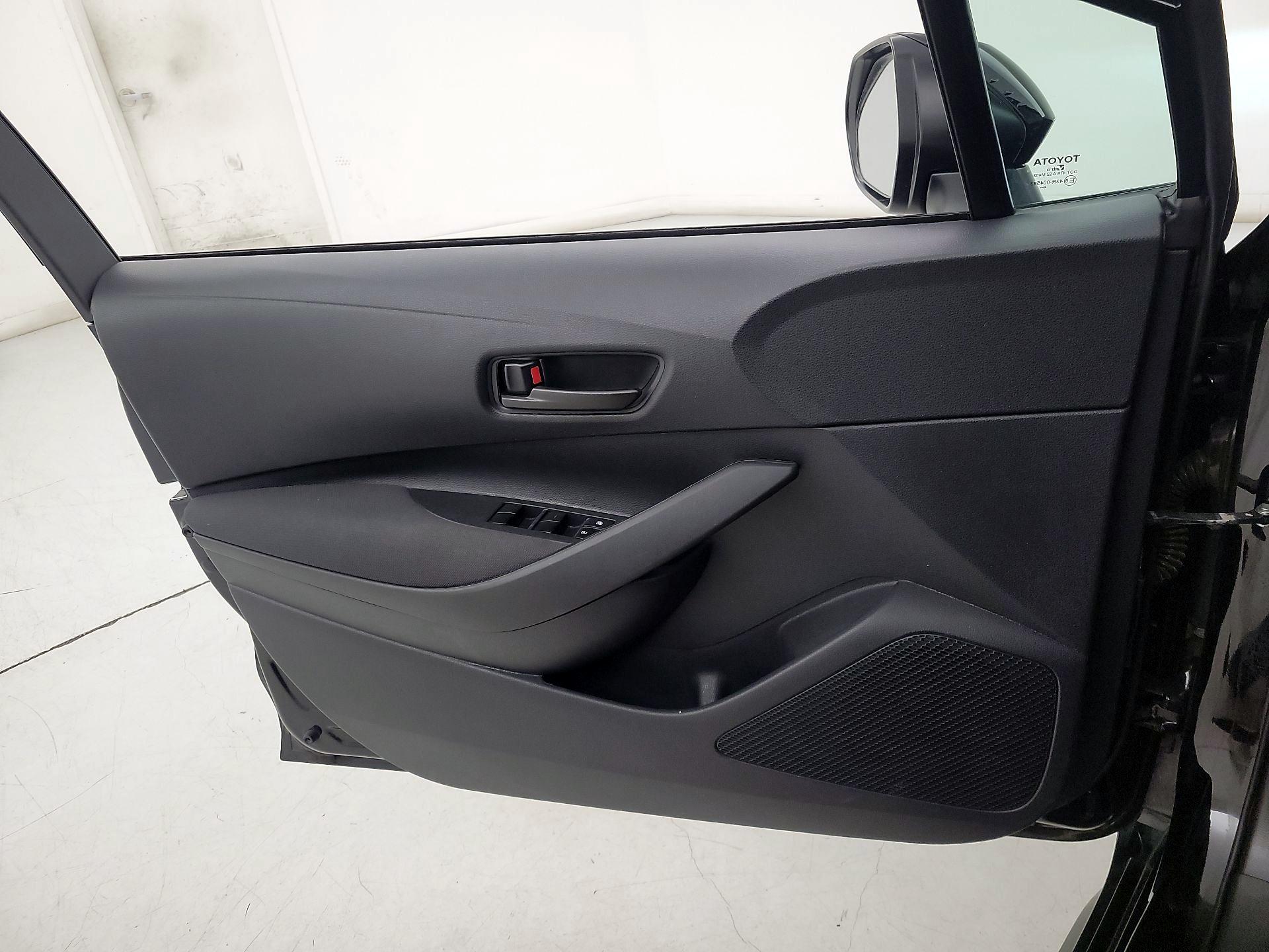 Thumbnail: 2025 Toyota Corolla - 12