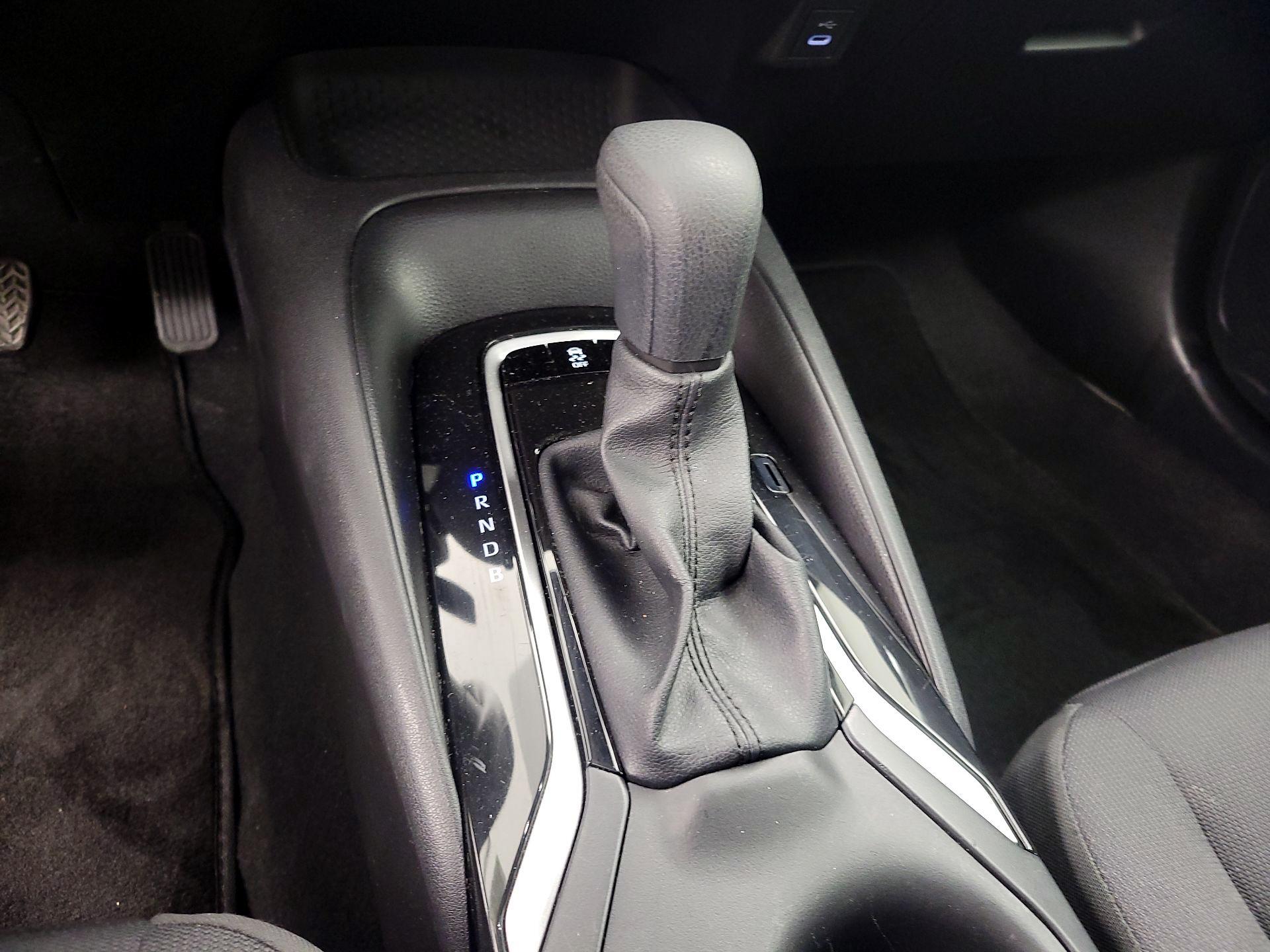 Thumbnail: 2025 Toyota Corolla - 17