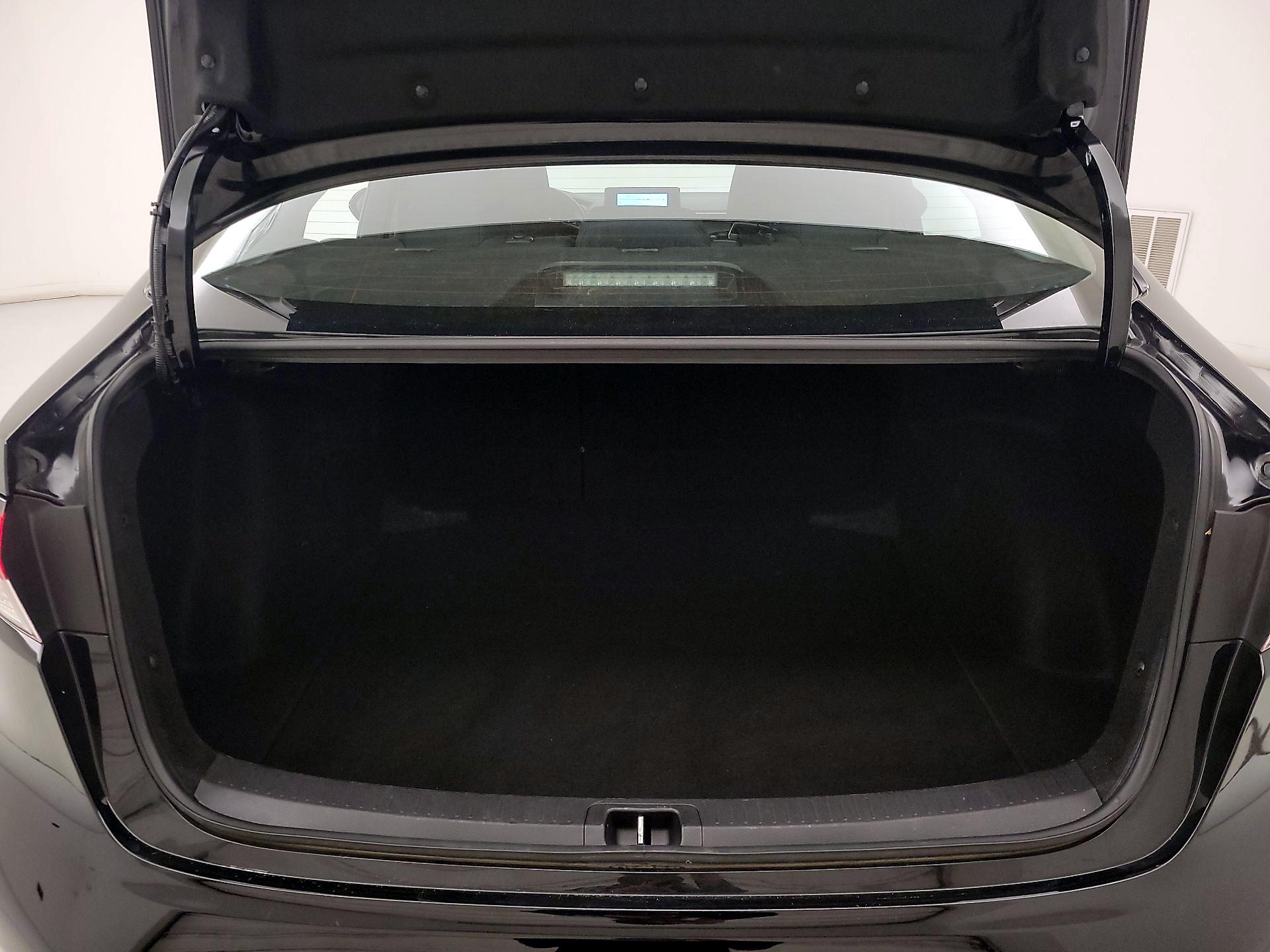 Thumbnail: 2025 Toyota Corolla - 20