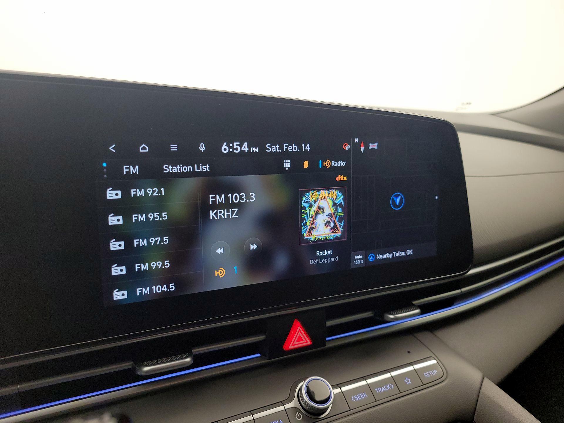 Thumbnail: 2024 Hyundai Elantra - 16