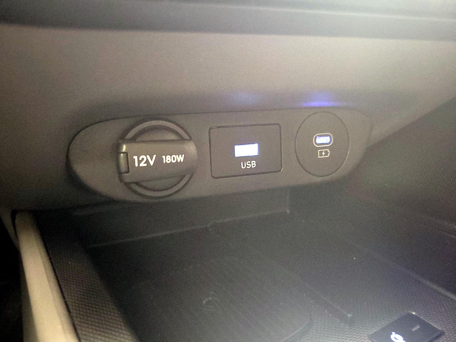 Thumbnail: 2024 Hyundai Elantra - 19