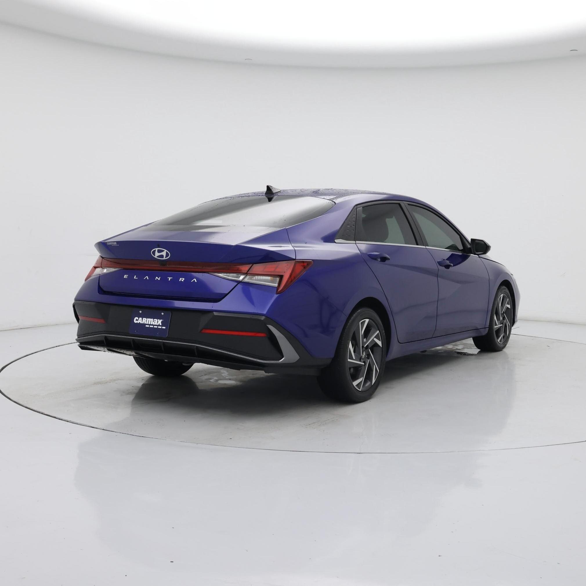 Thumbnail: 2024 Hyundai Elantra - 8