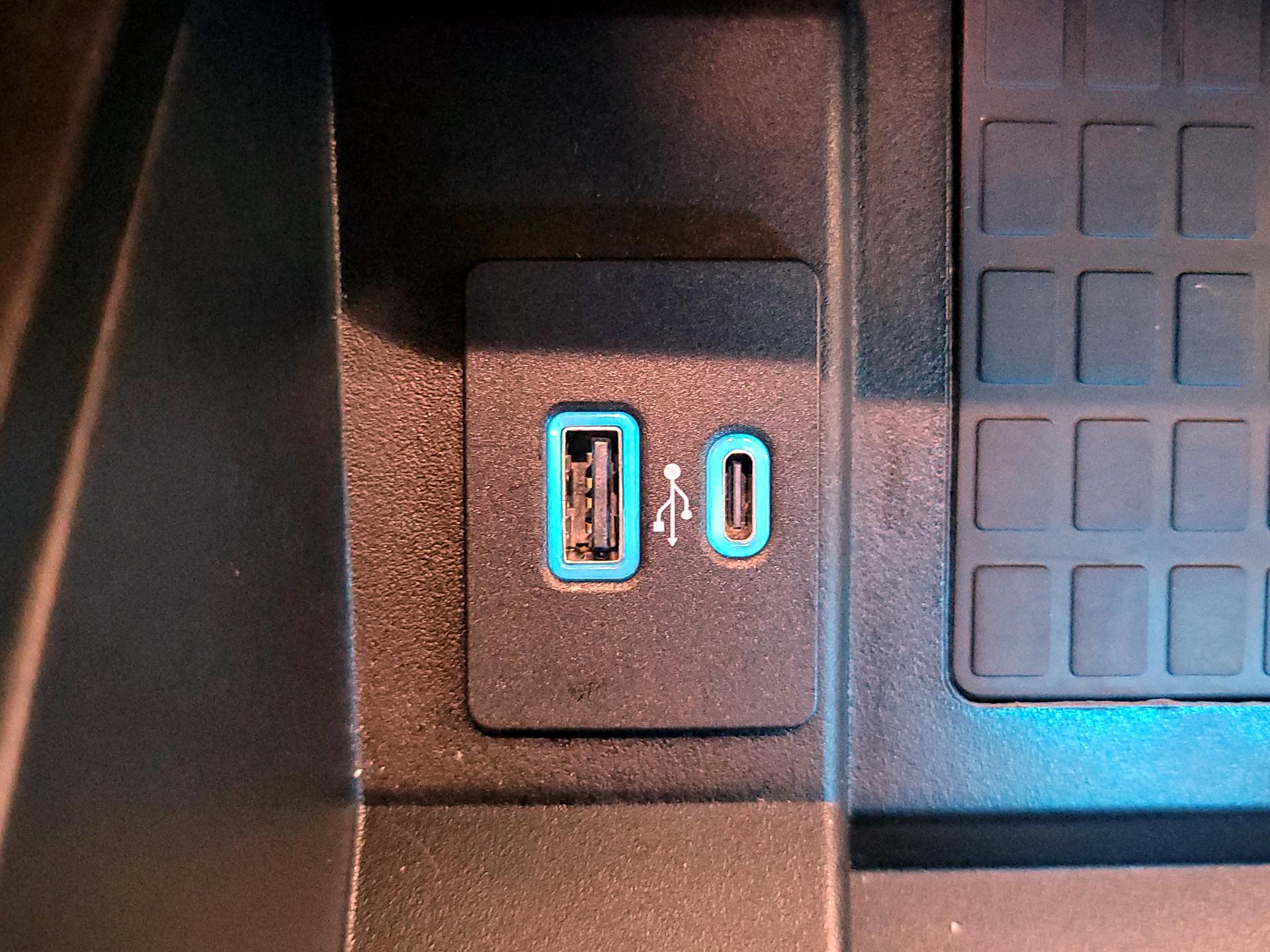 Thumbnail: 2020 Ford Expedition - 19