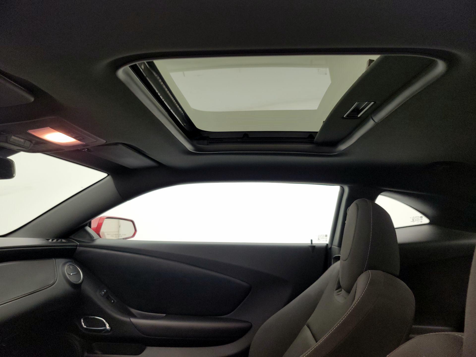 Thumbnail: 2014 Chevrolet Camaro - 18