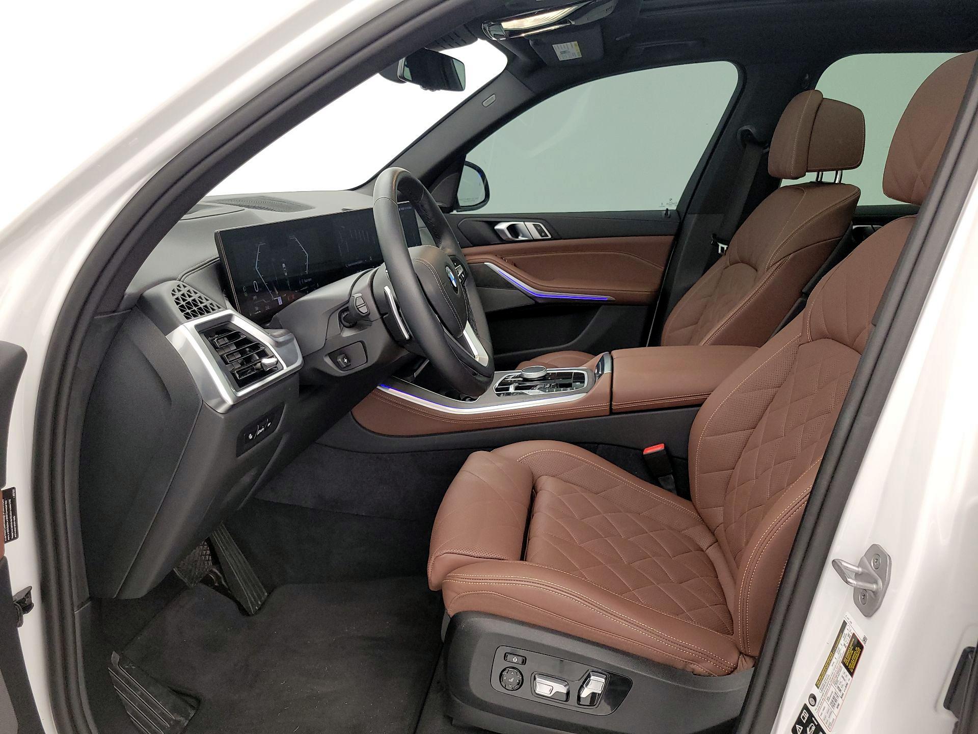 Thumbnail: 2025 BMW X5 - 11