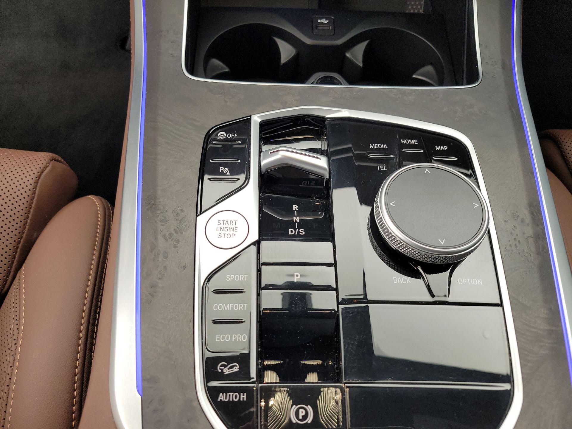 Thumbnail: 2025 BMW X5 - 18