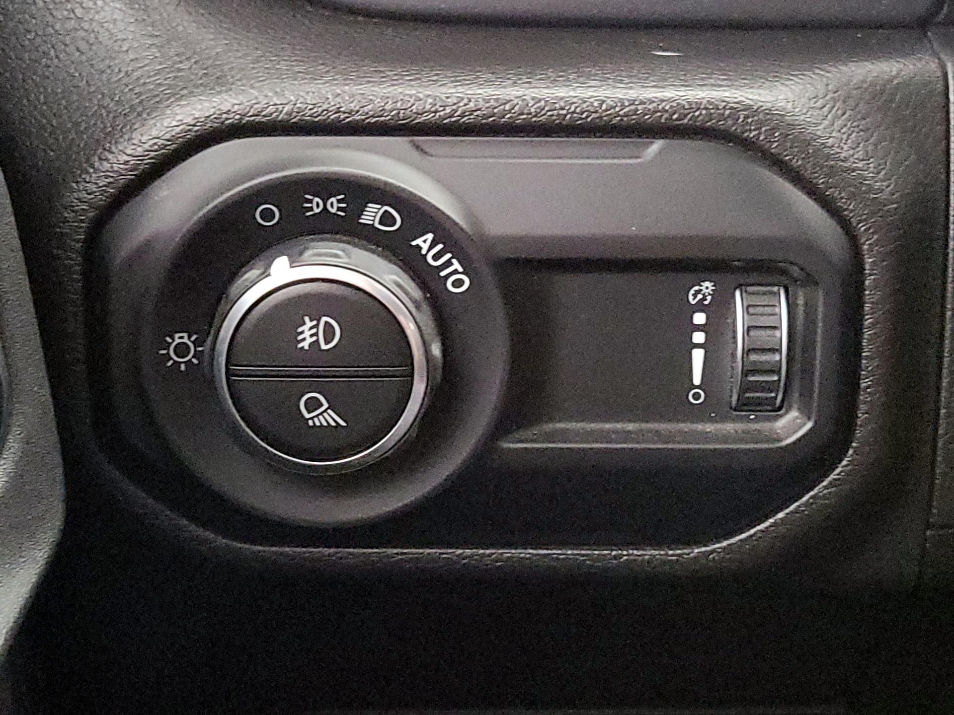 Thumbnail: 2023 Jeep Gladiator - 13