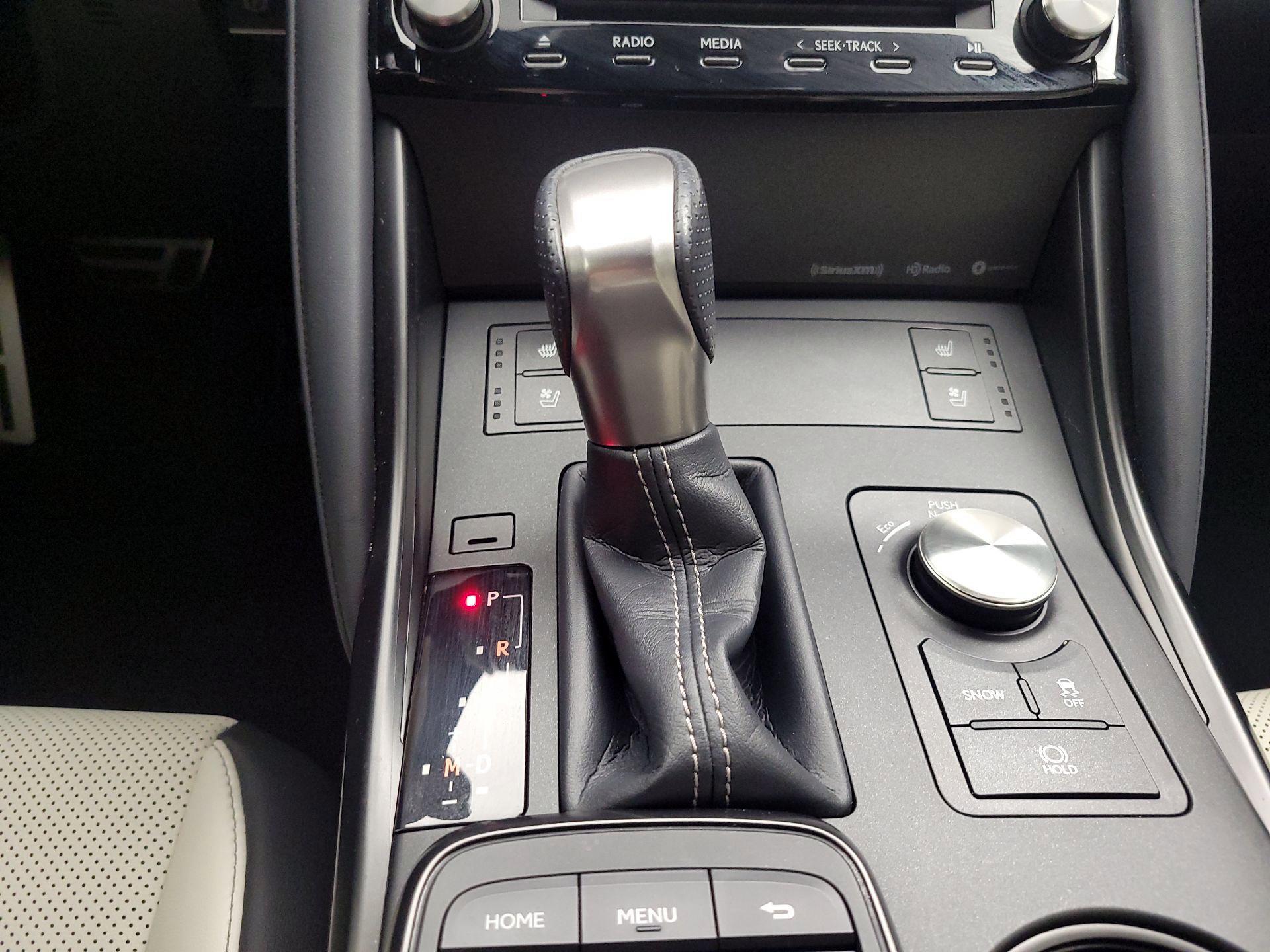 Thumbnail: 2021 Lexus IS - 17