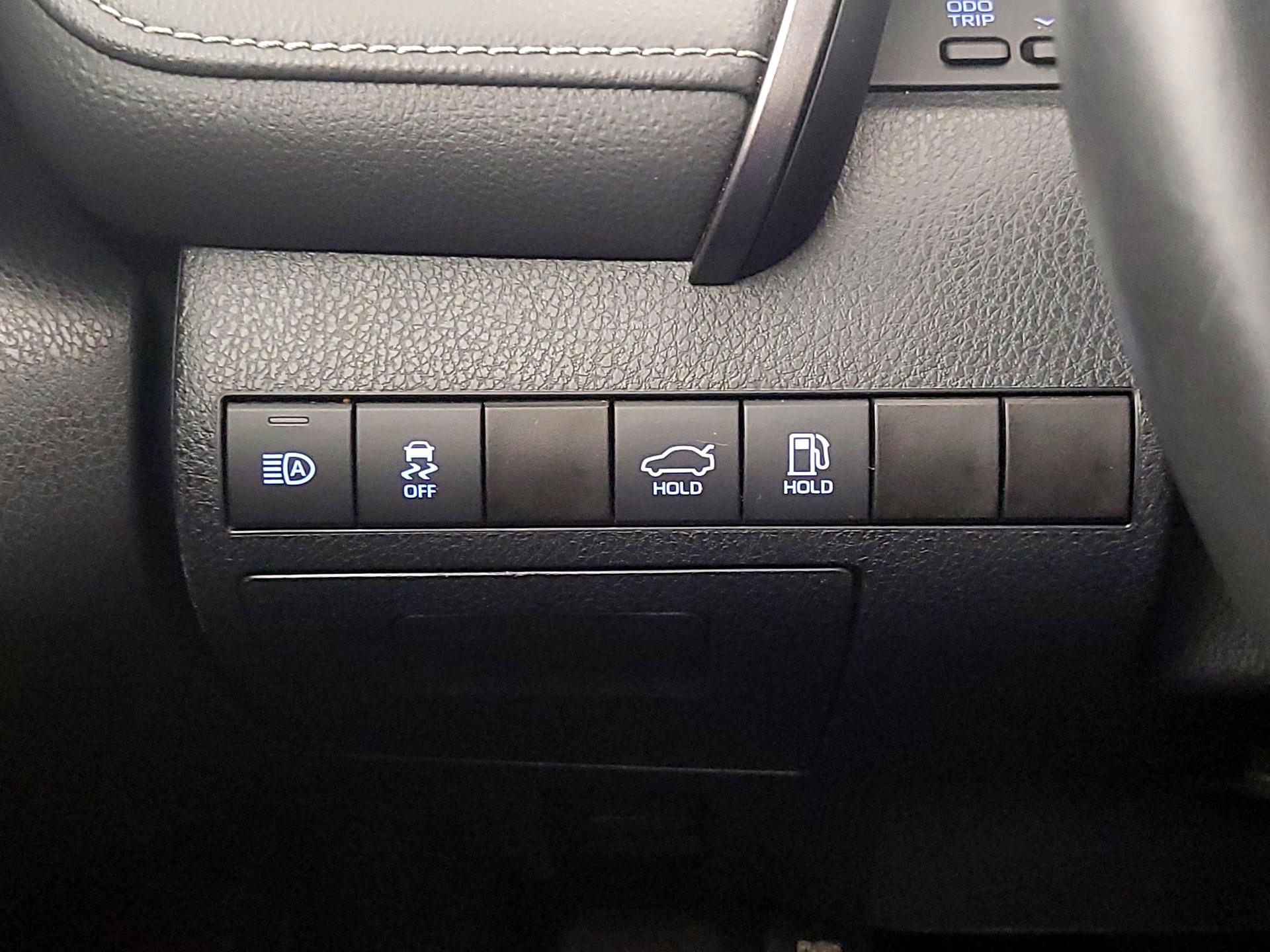 Thumbnail: 2024 Toyota Camry - 13