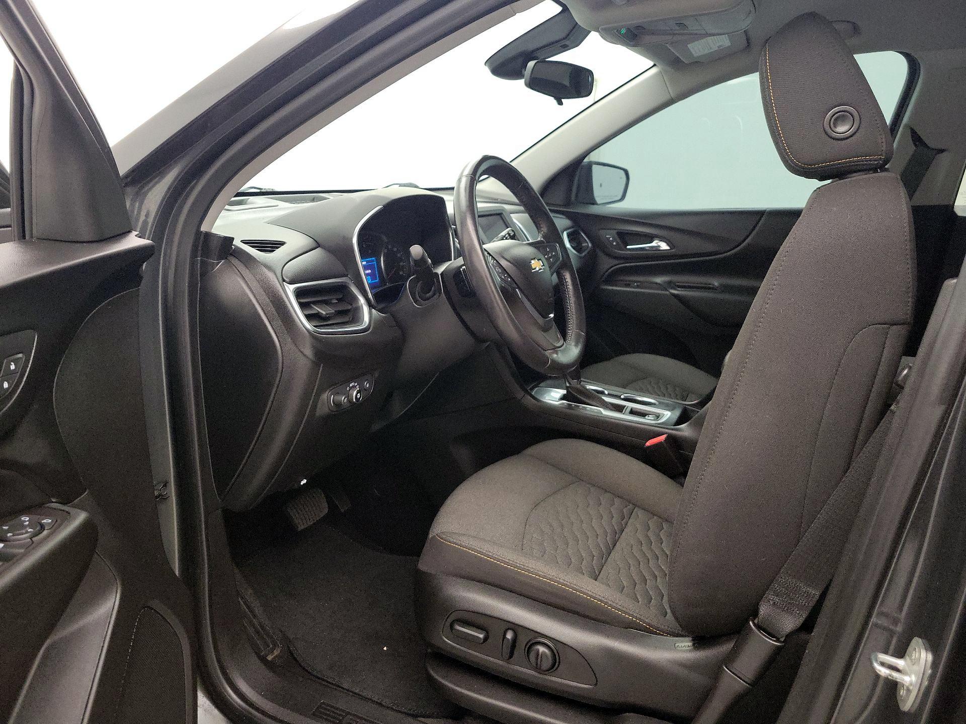 Thumbnail: 2020 Chevrolet Equinox - 11