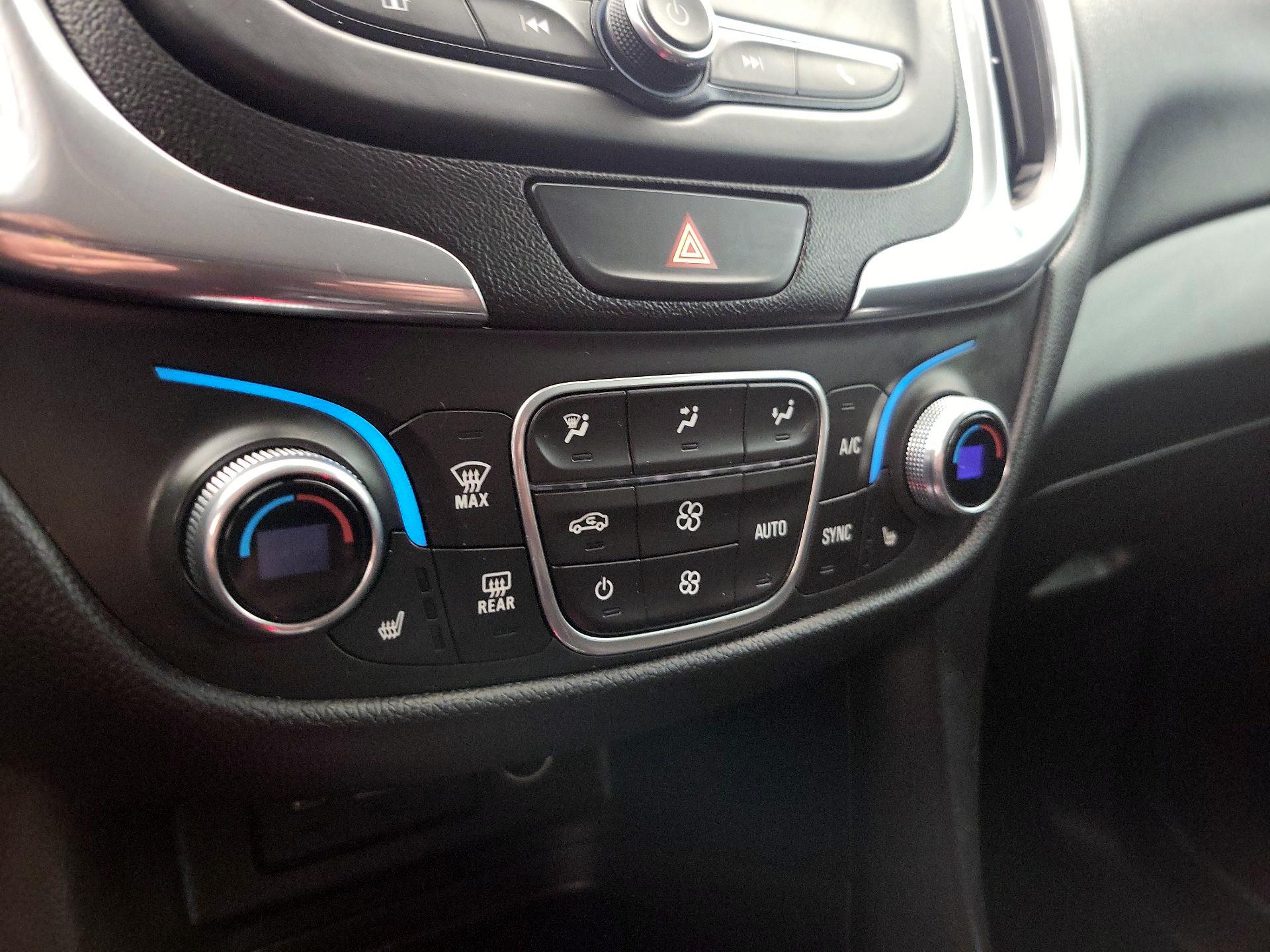 Thumbnail: 2020 Chevrolet Equinox - 16