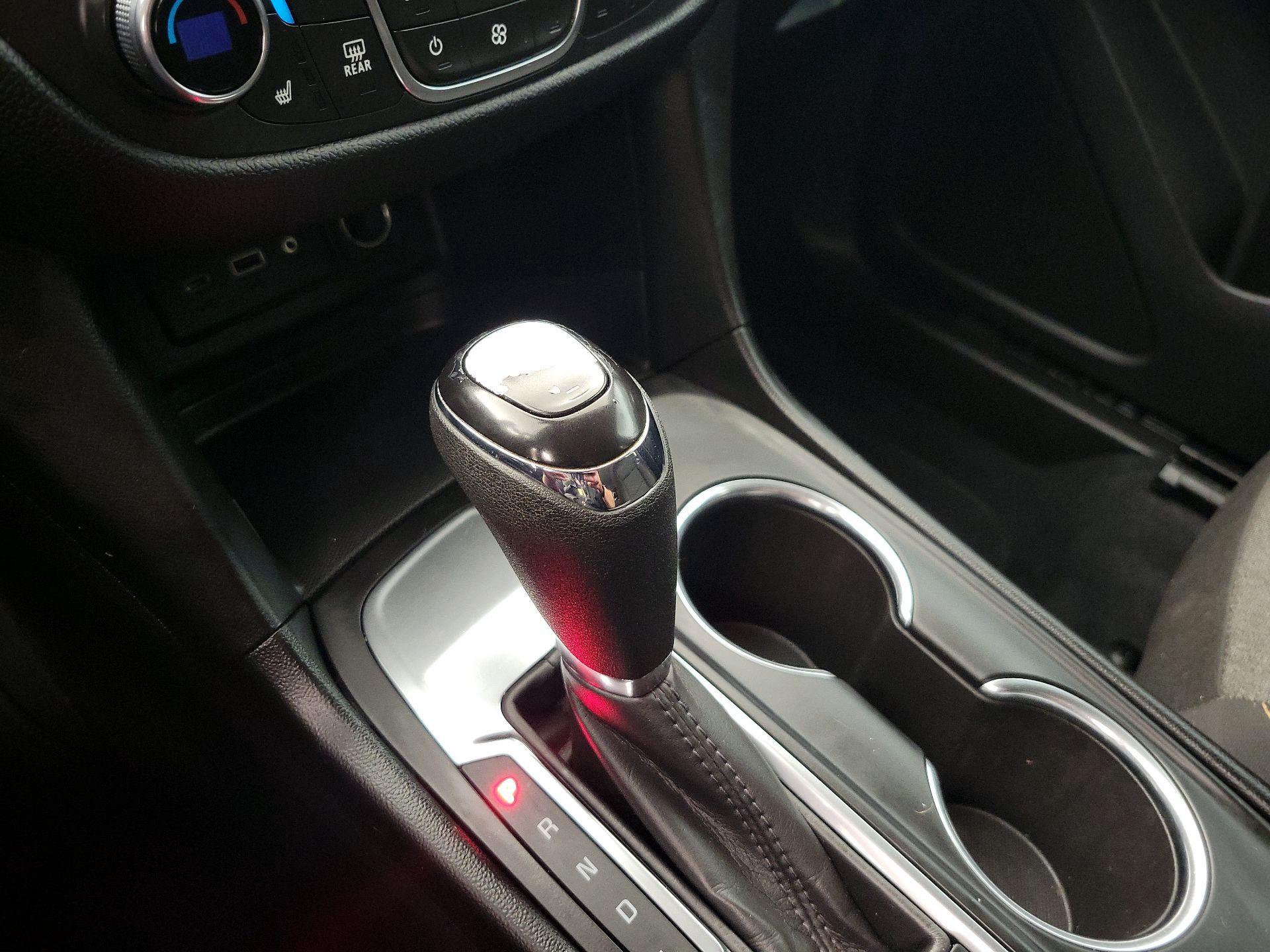 Thumbnail: 2020 Chevrolet Equinox - 17