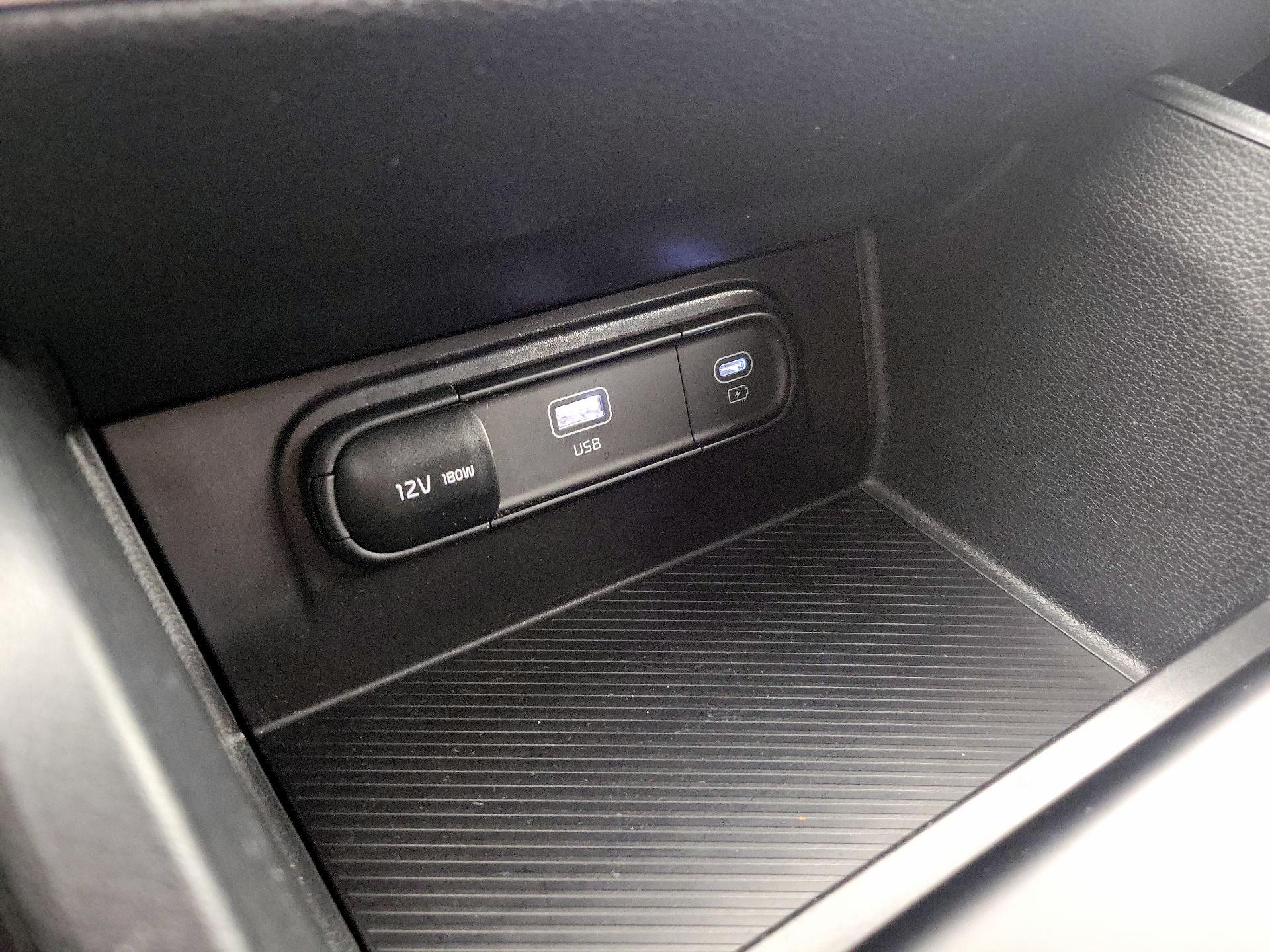 Thumbnail: 2024 Kia Sportage - 18