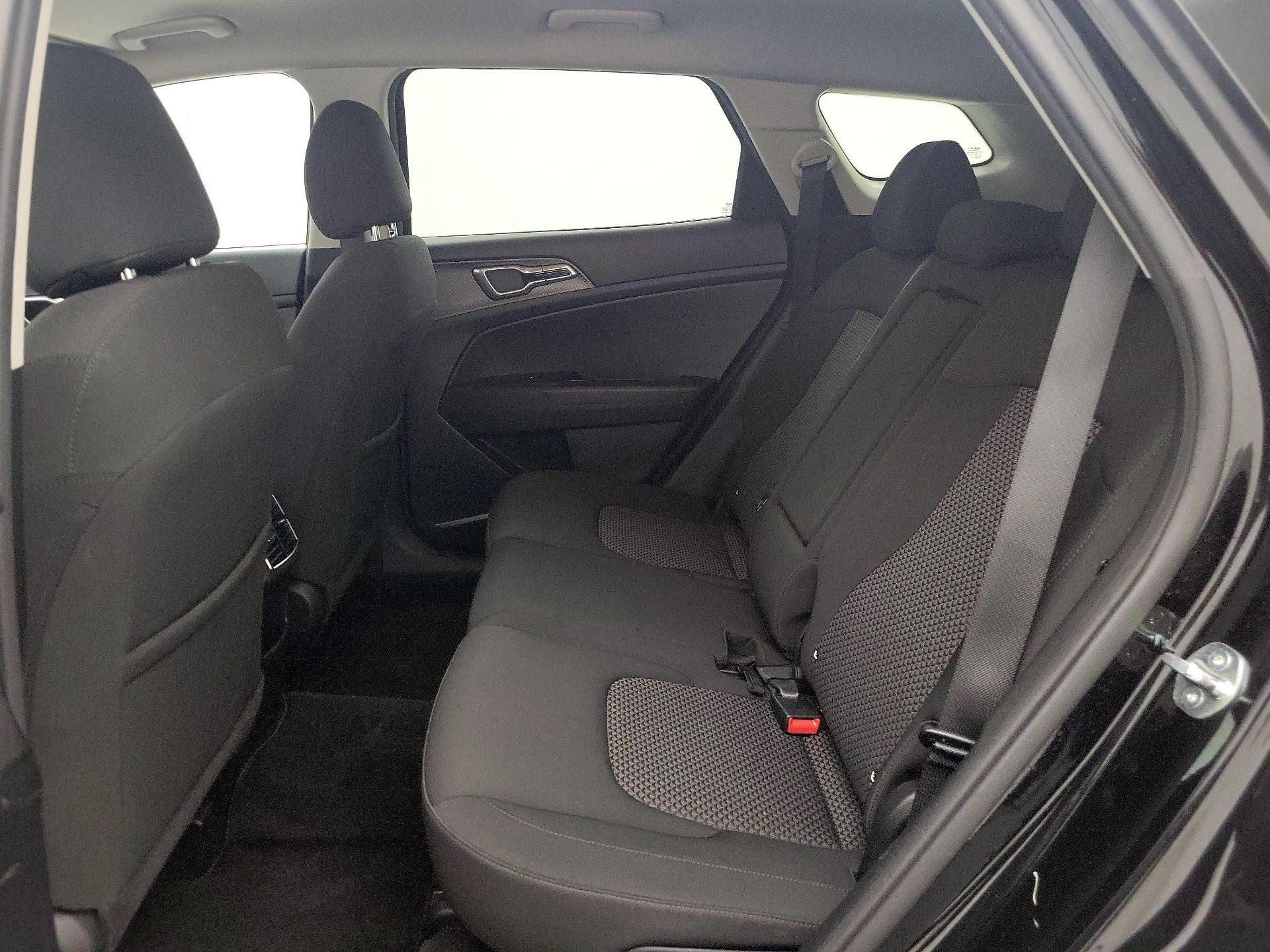 Thumbnail: 2024 Kia Sportage - 19