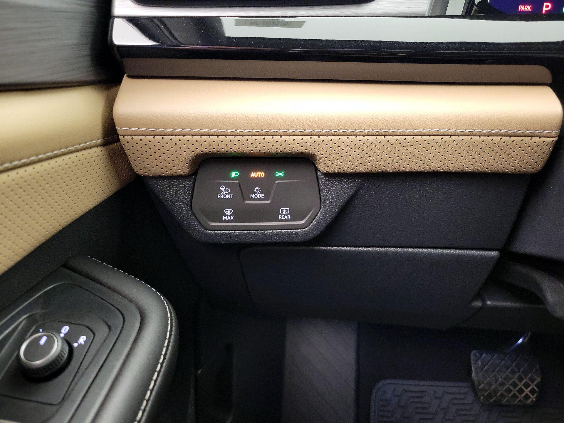 Thumbnail: 2025 Volkswagen Atlas - 13