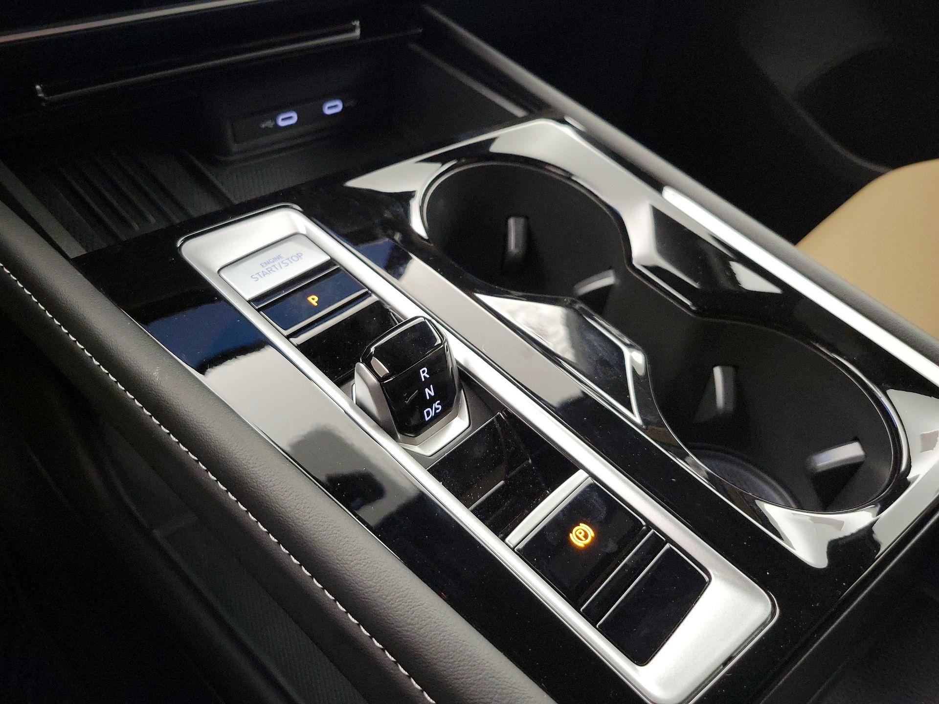 Thumbnail: 2025 Volkswagen Atlas - 17