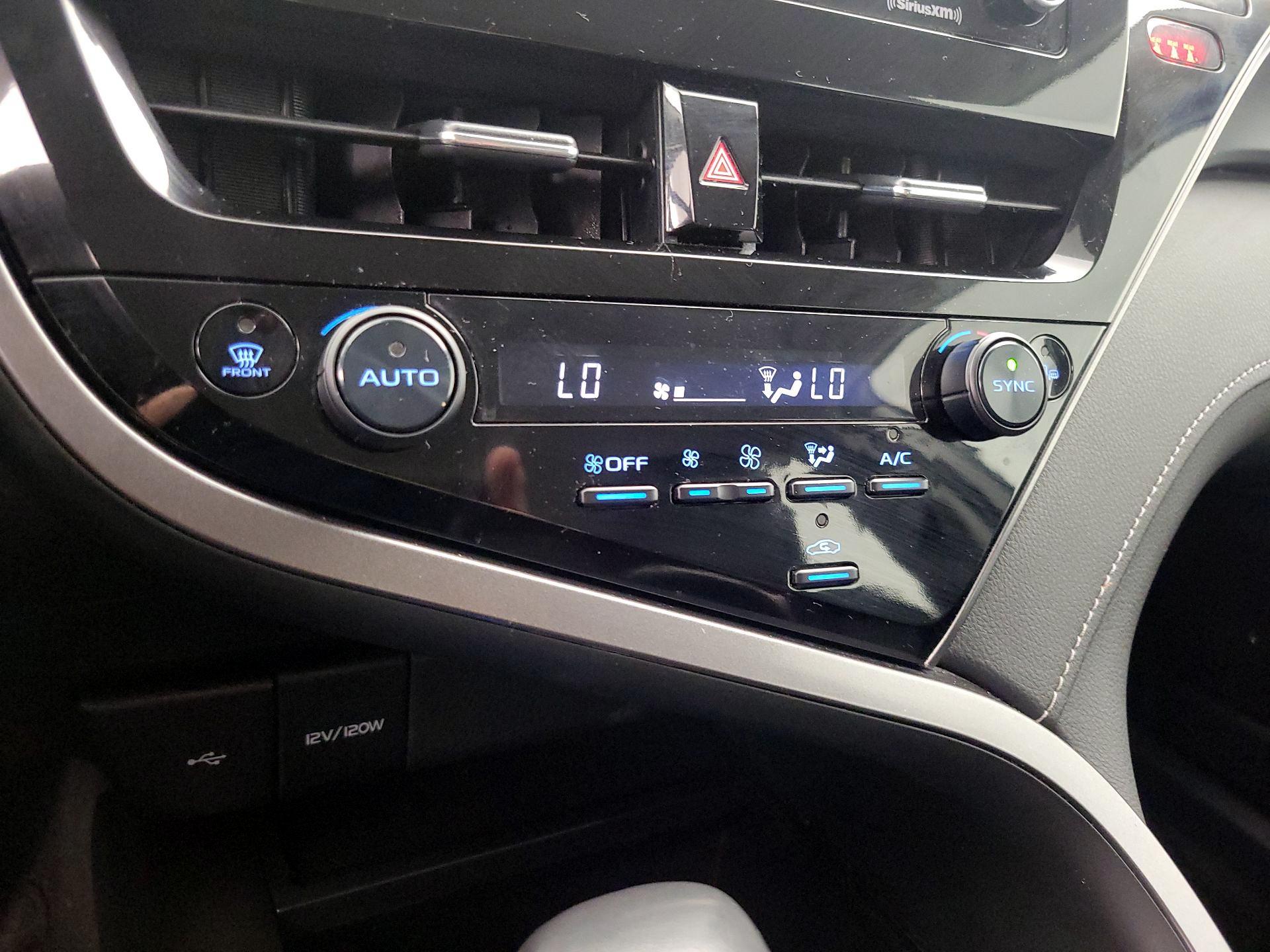 Thumbnail: 2024 Toyota Camry - 16