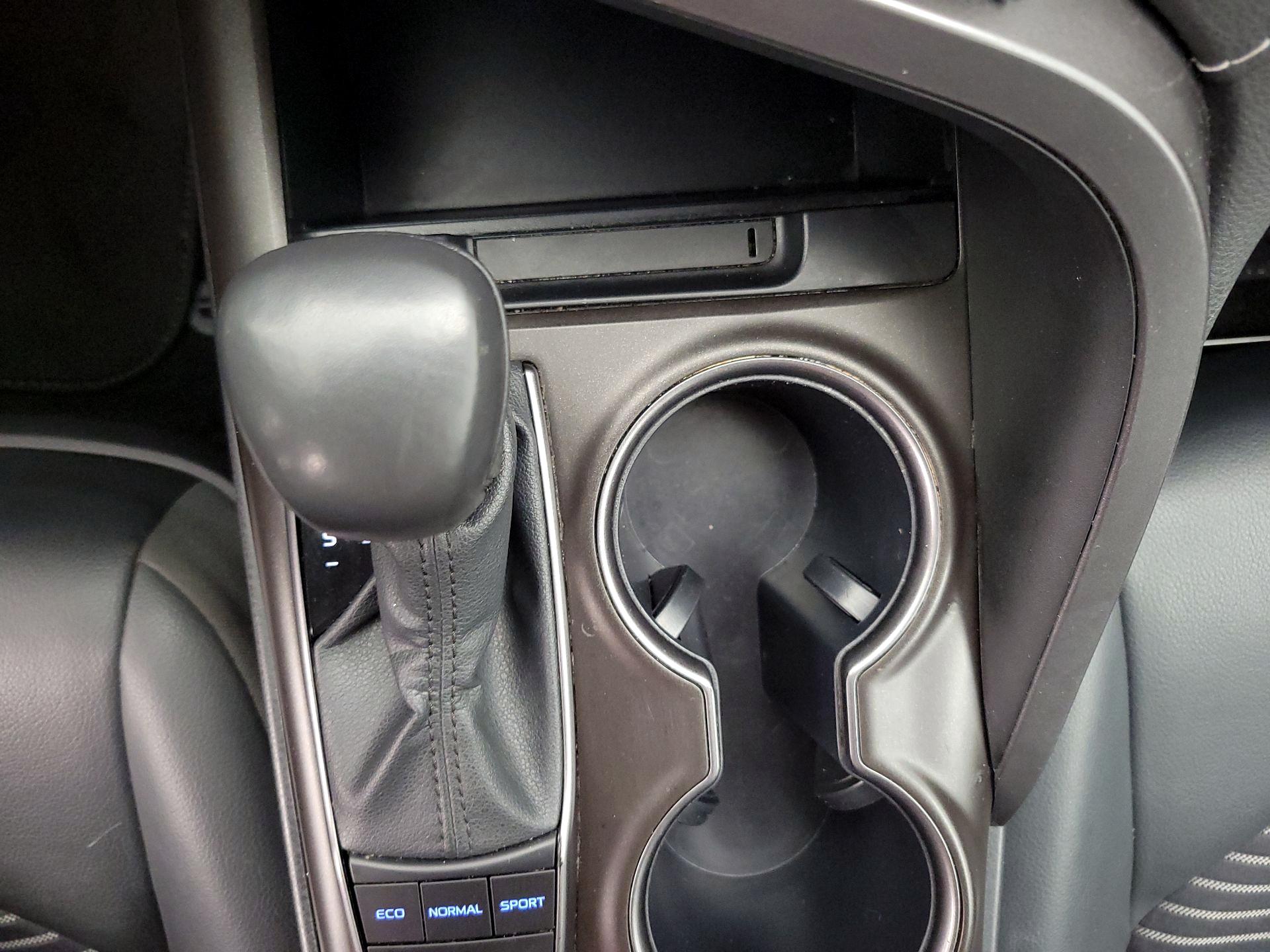 Thumbnail: 2024 Toyota Camry - 17