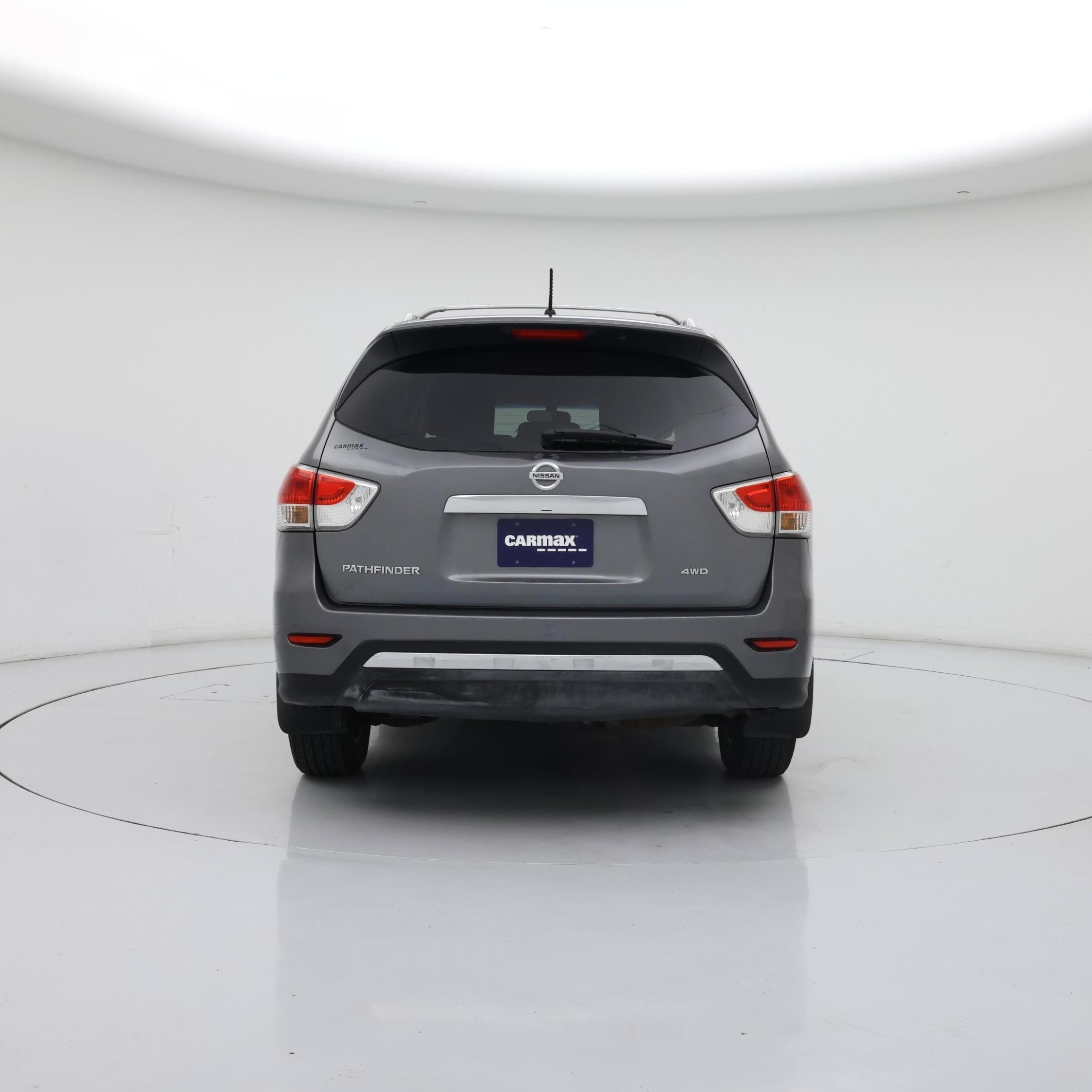 Thumbnail: 2015 Nissan Pathfinder - 6