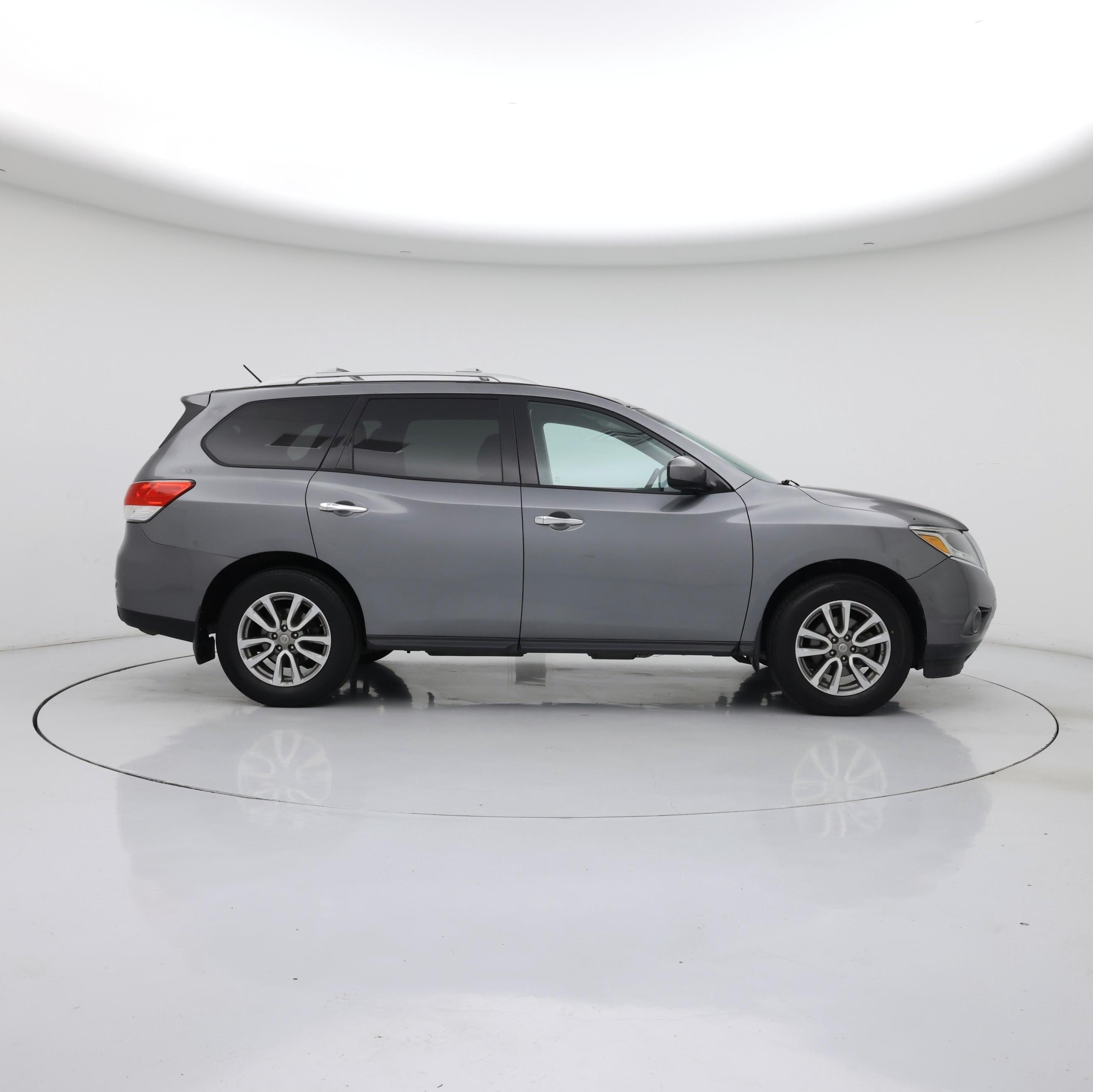 Thumbnail: 2015 Nissan Pathfinder - 7