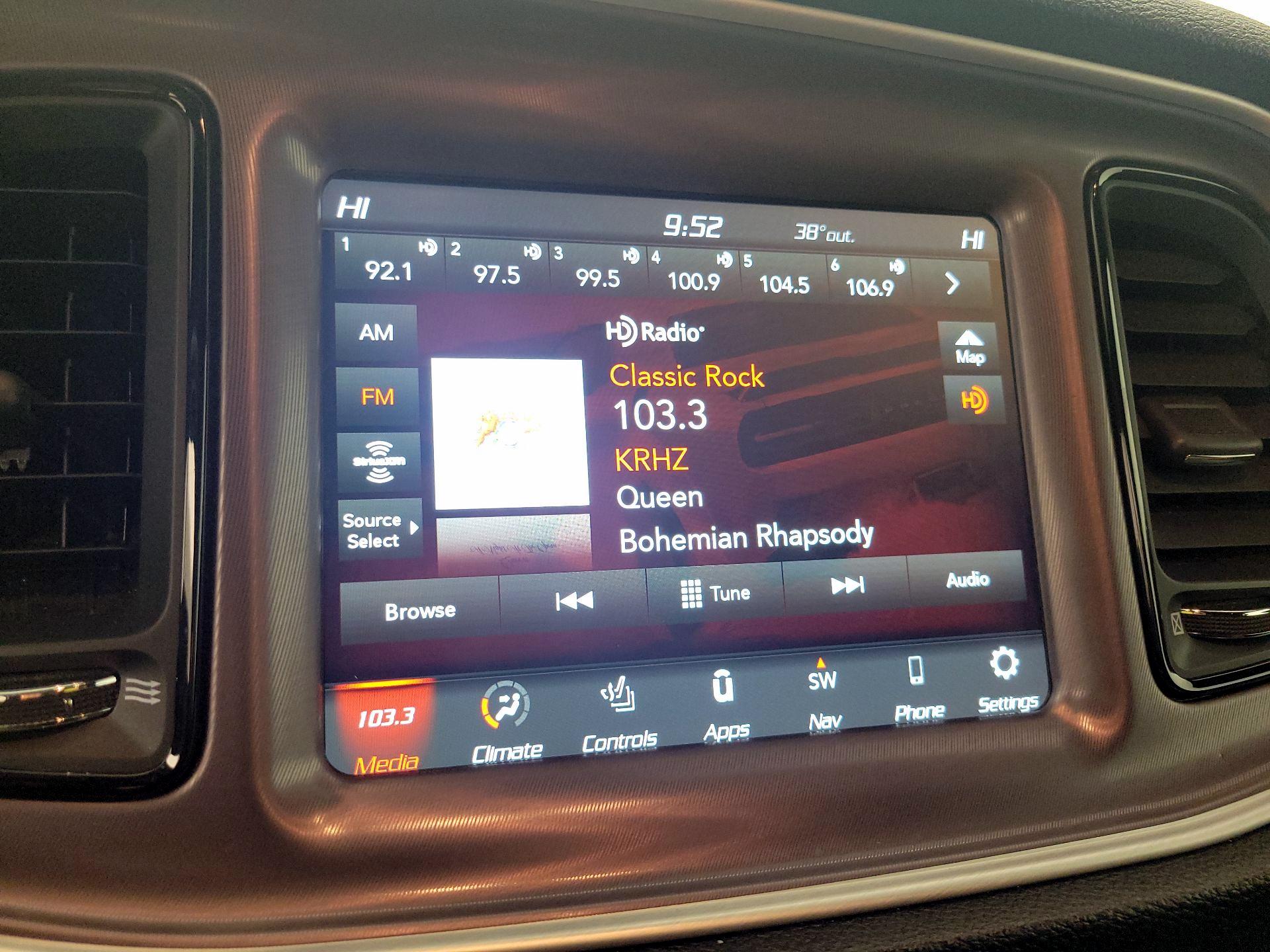 Thumbnail: 2022 Dodge Challenger - 16