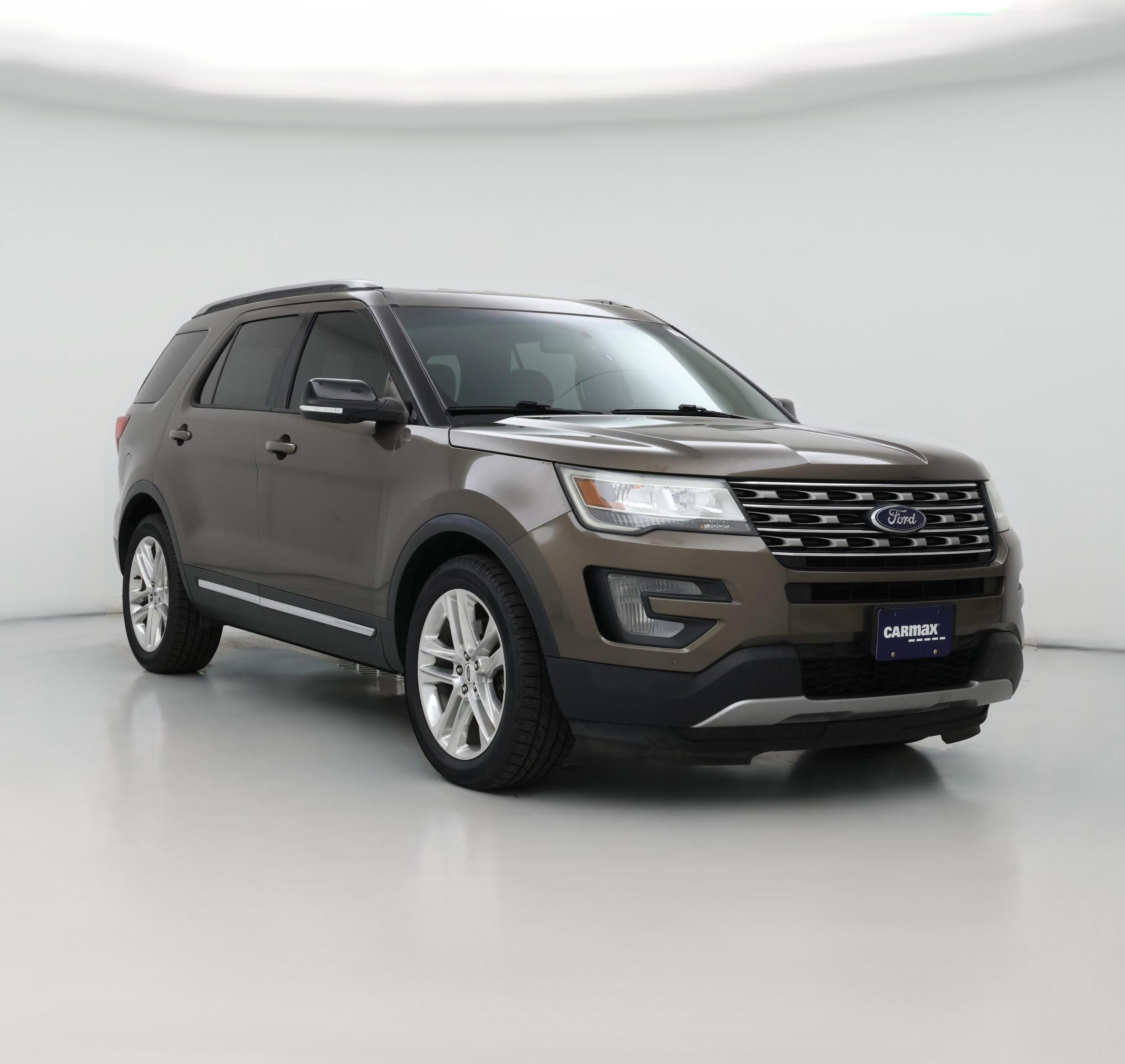Thumbnail: 2016 Ford Explorer - 1