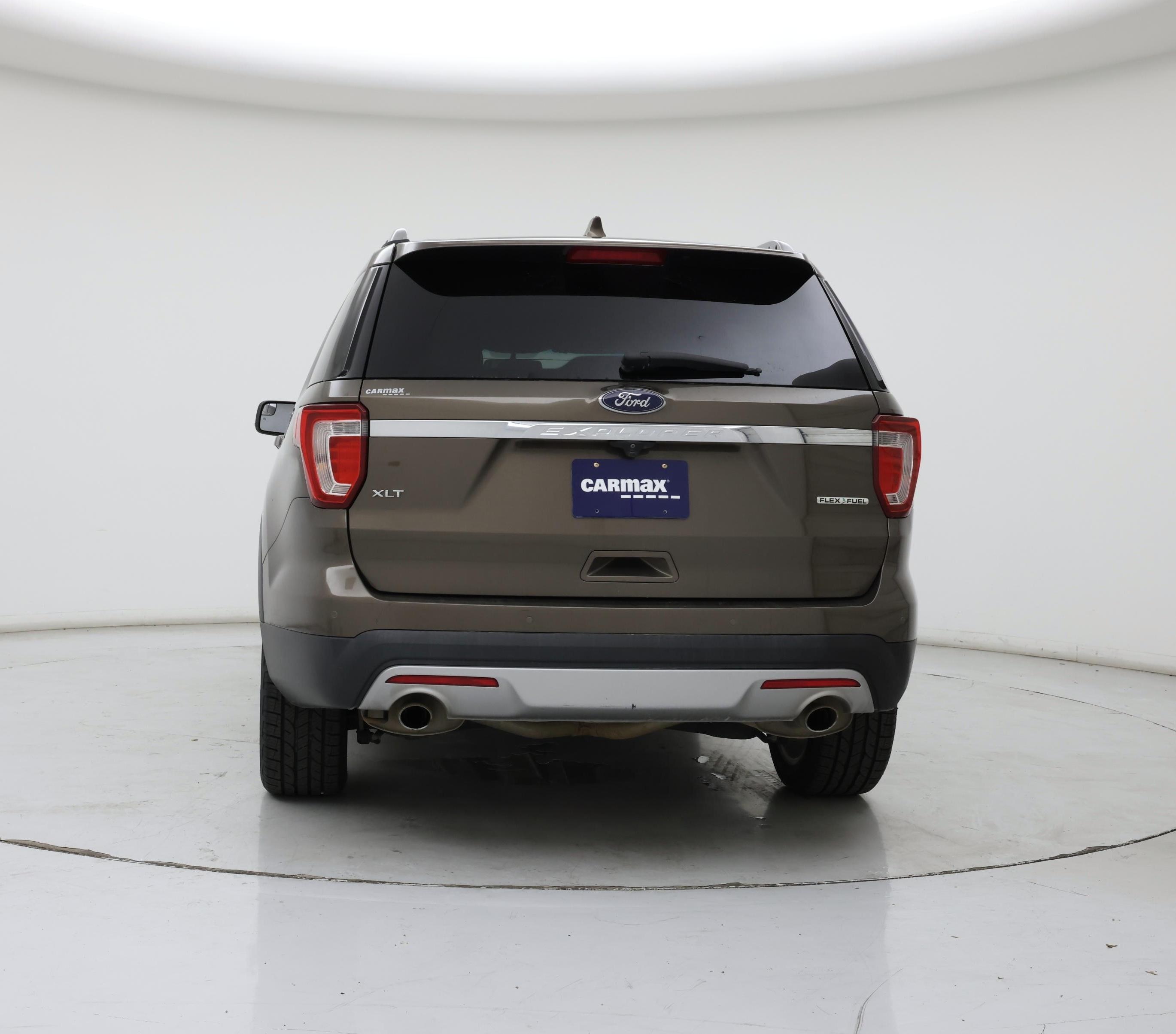 Thumbnail: 2016 Ford Explorer - 6