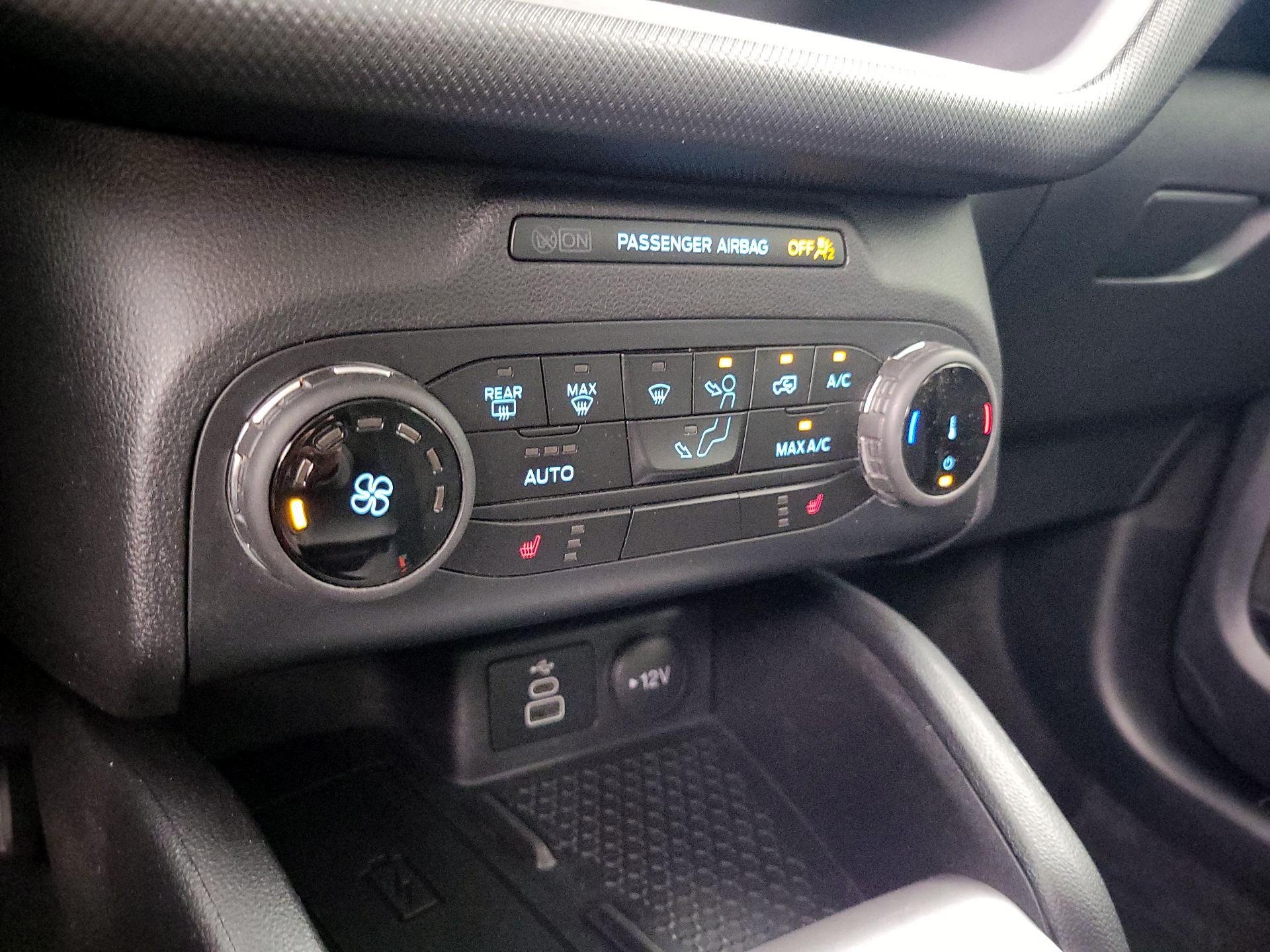 Thumbnail: 2024 Ford Bronco Sport - 17