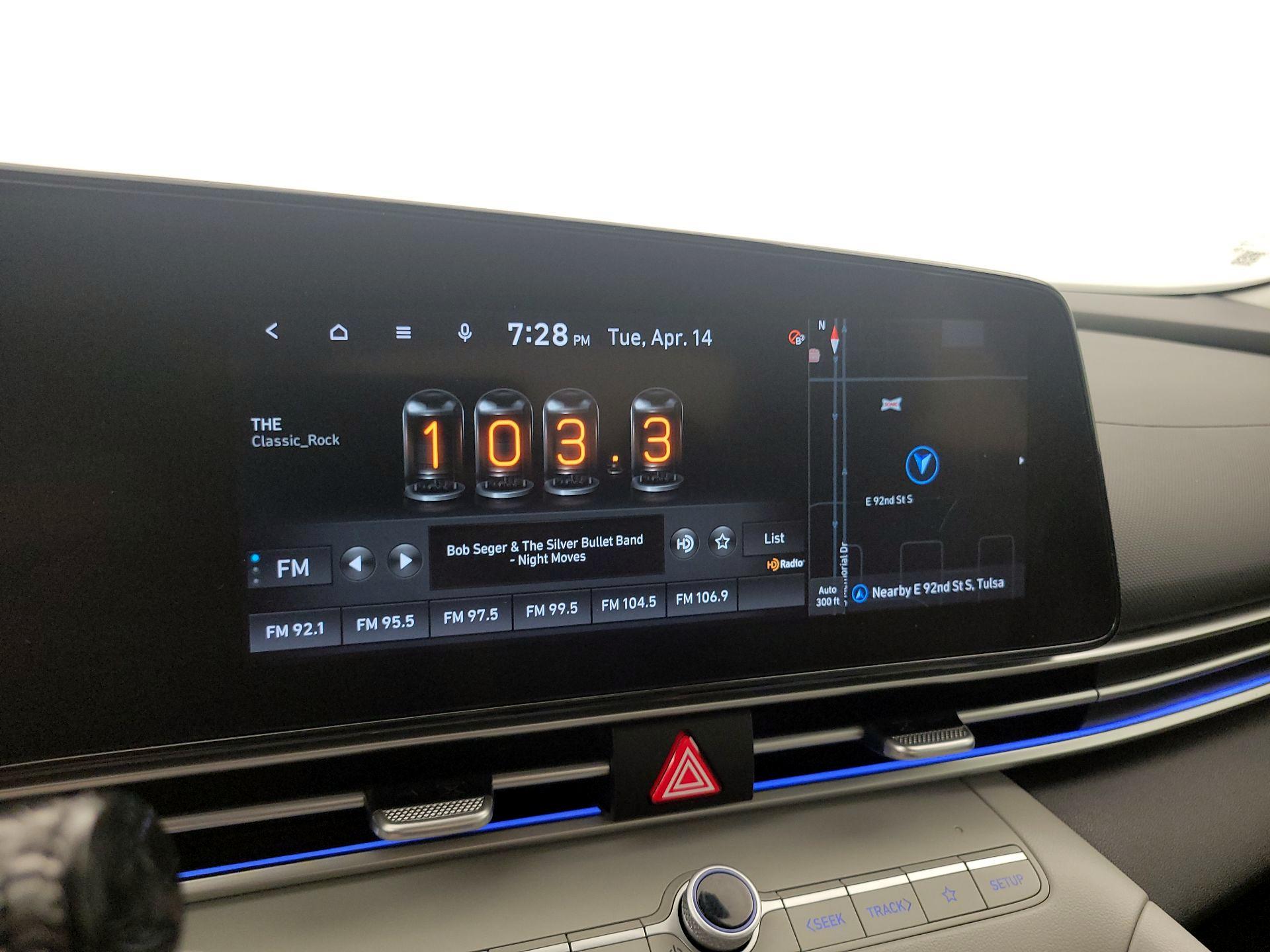 Thumbnail: 2023 Hyundai Elantra - 16