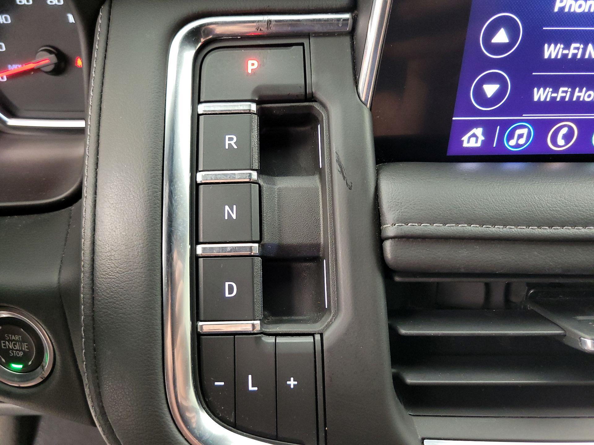 Thumbnail: 2021 Chevrolet Suburban - 17