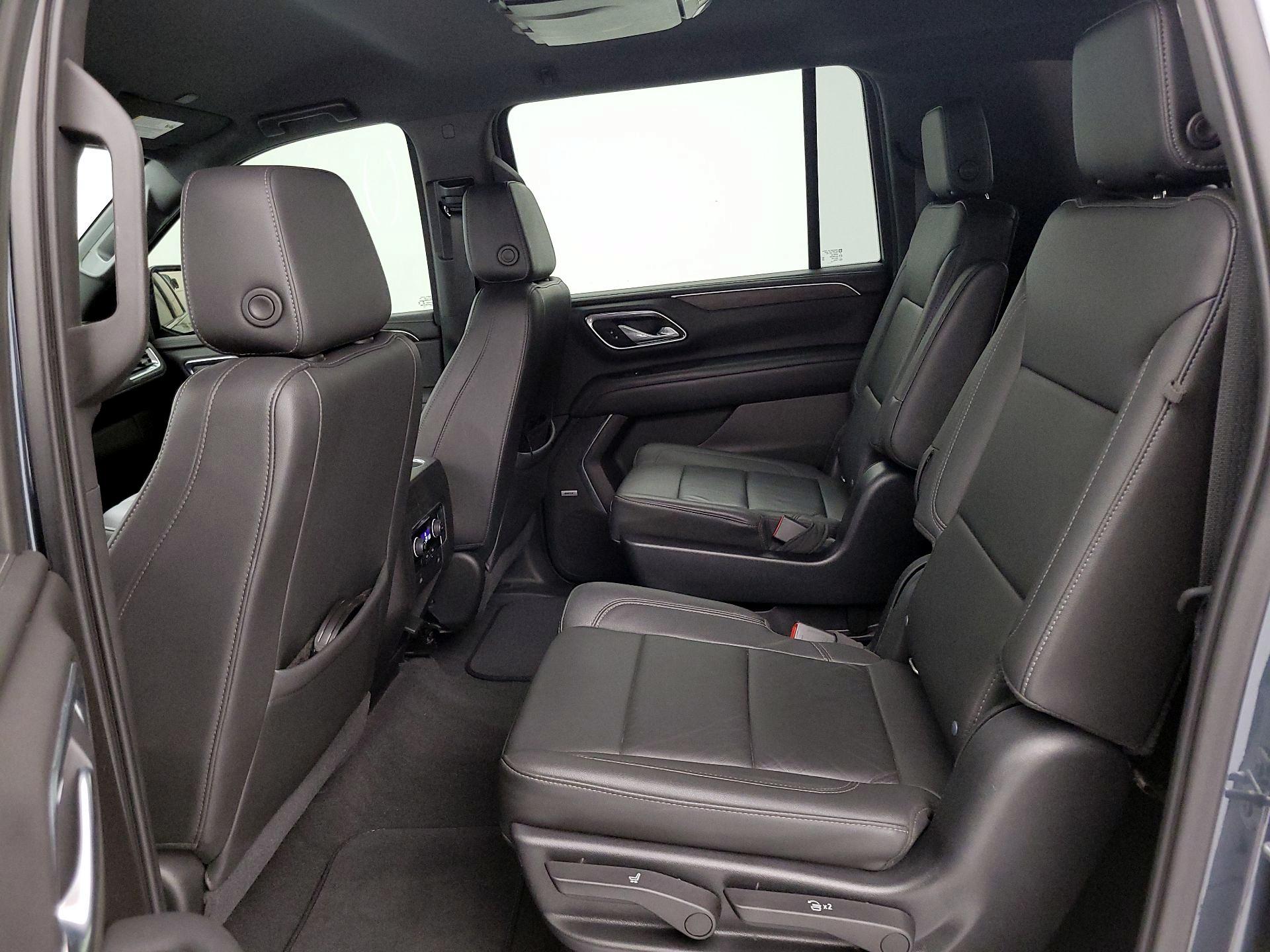 Thumbnail: 2021 Chevrolet Suburban - 19