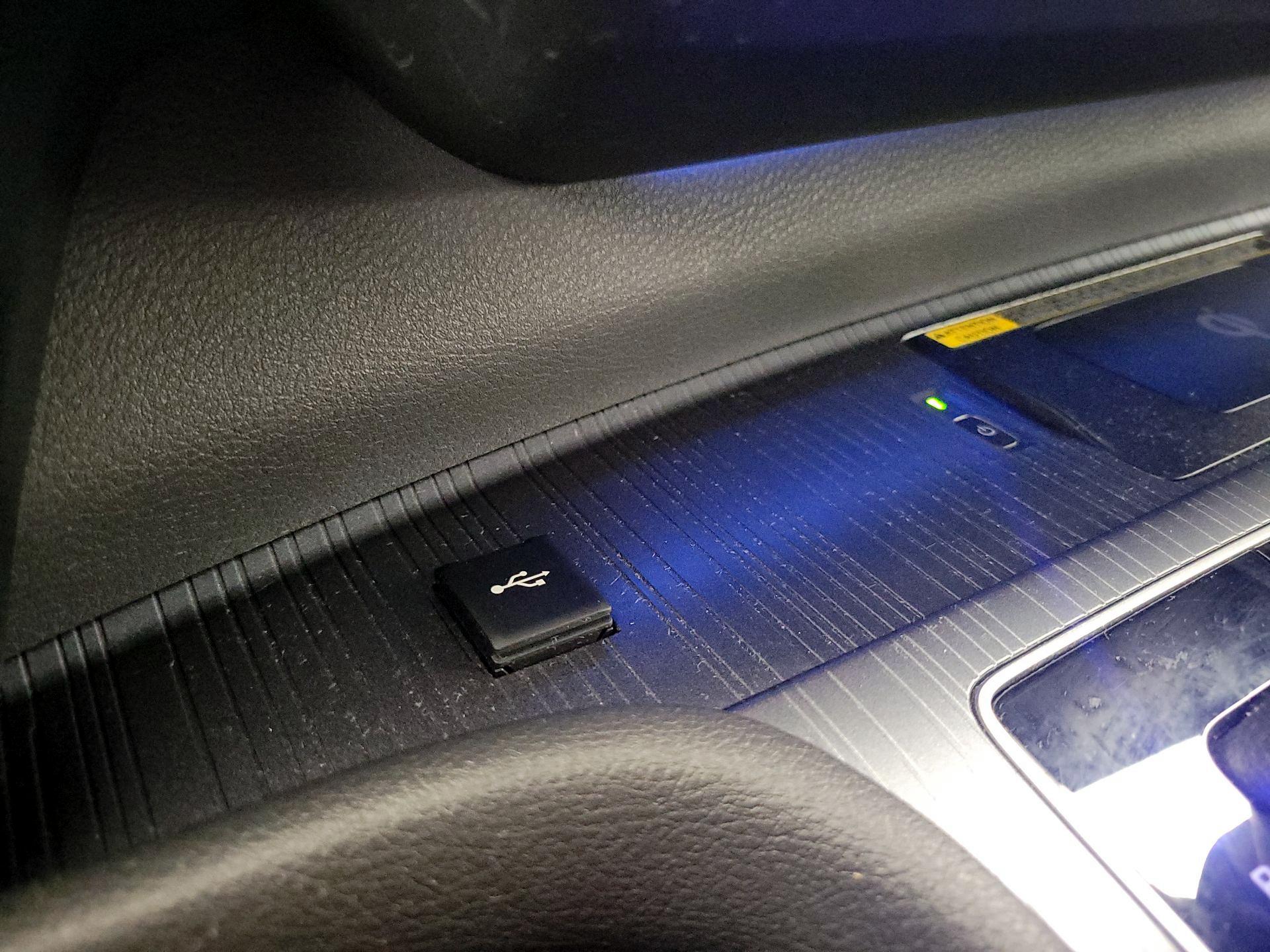 Thumbnail: 2023 Toyota Sienna - 19